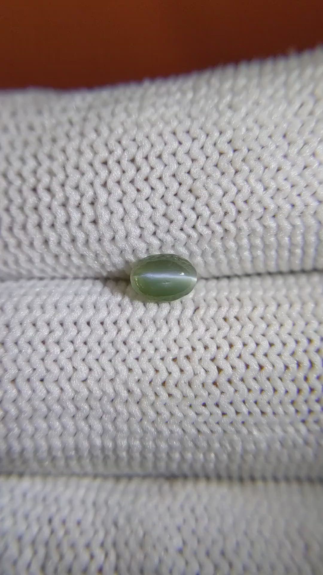 0.47 Ct. Cabochon Alexandrite from Ceylon (Sri Lanka) Size Video