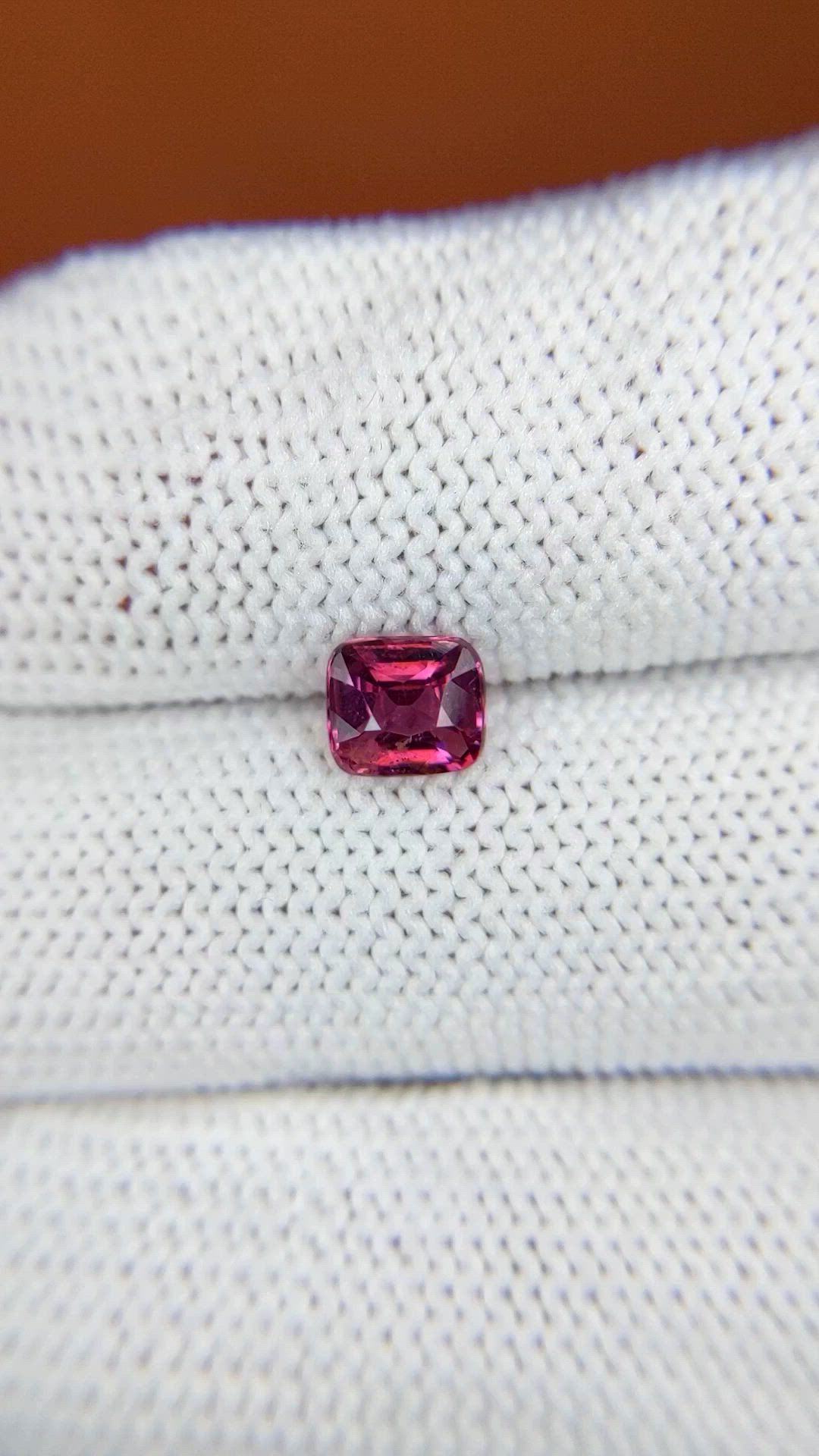 0.85 Ct. Purplish Pink Spinel from Ceylon (Sri Lanka) Size Video