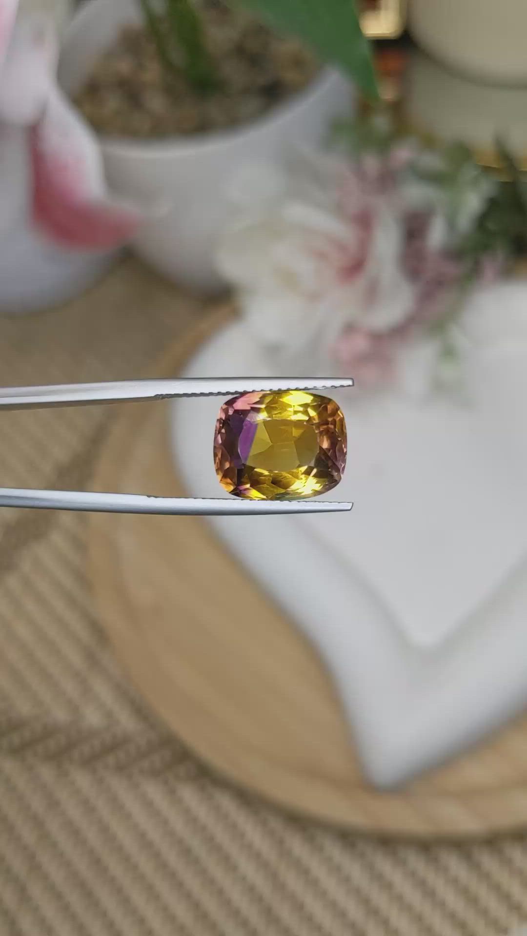 6.86 Ct. Bi Color Ametrine from Brazil Size Video