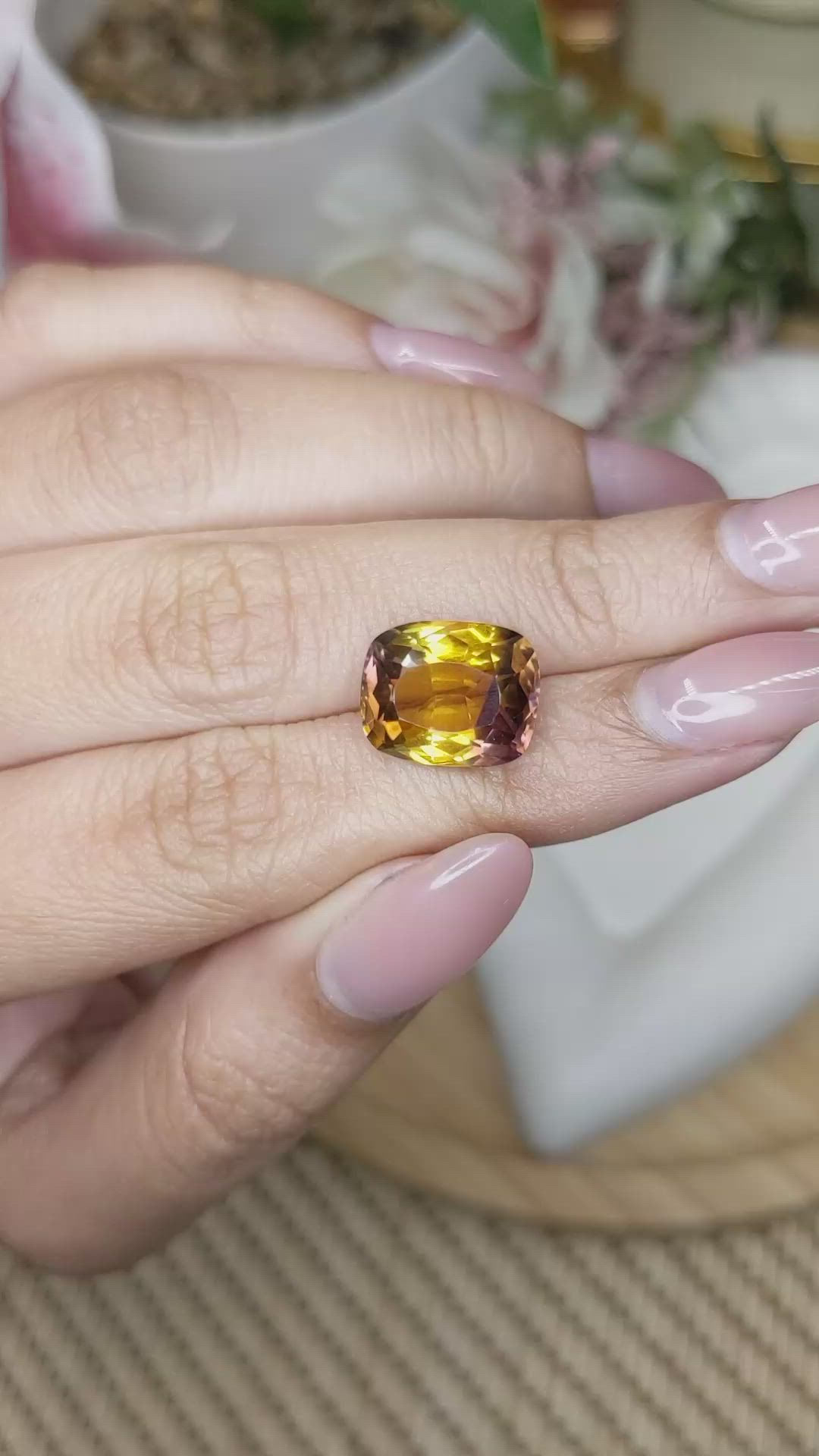 6.86 Ct. Bi Color Ametrine from Brazil Size Video
