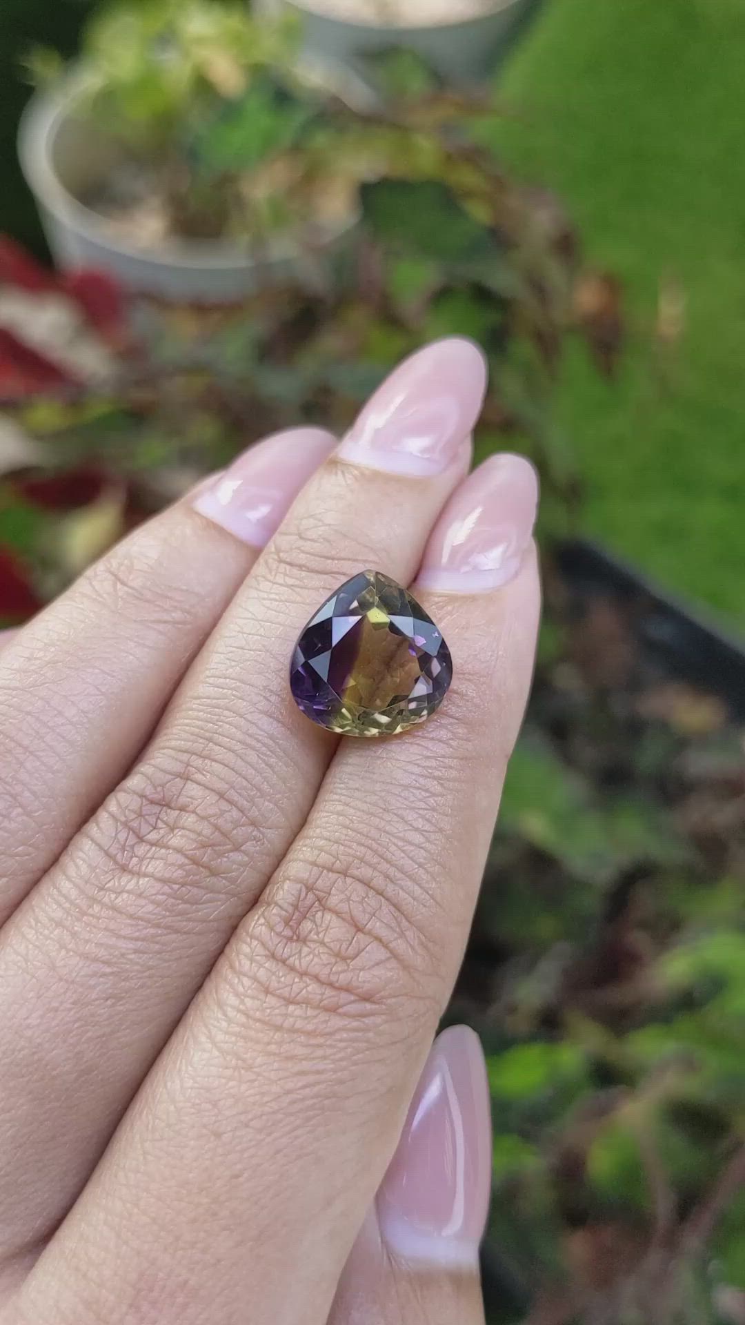 8.51 Ct. Bi Color Ametrine from Brazil Size Video