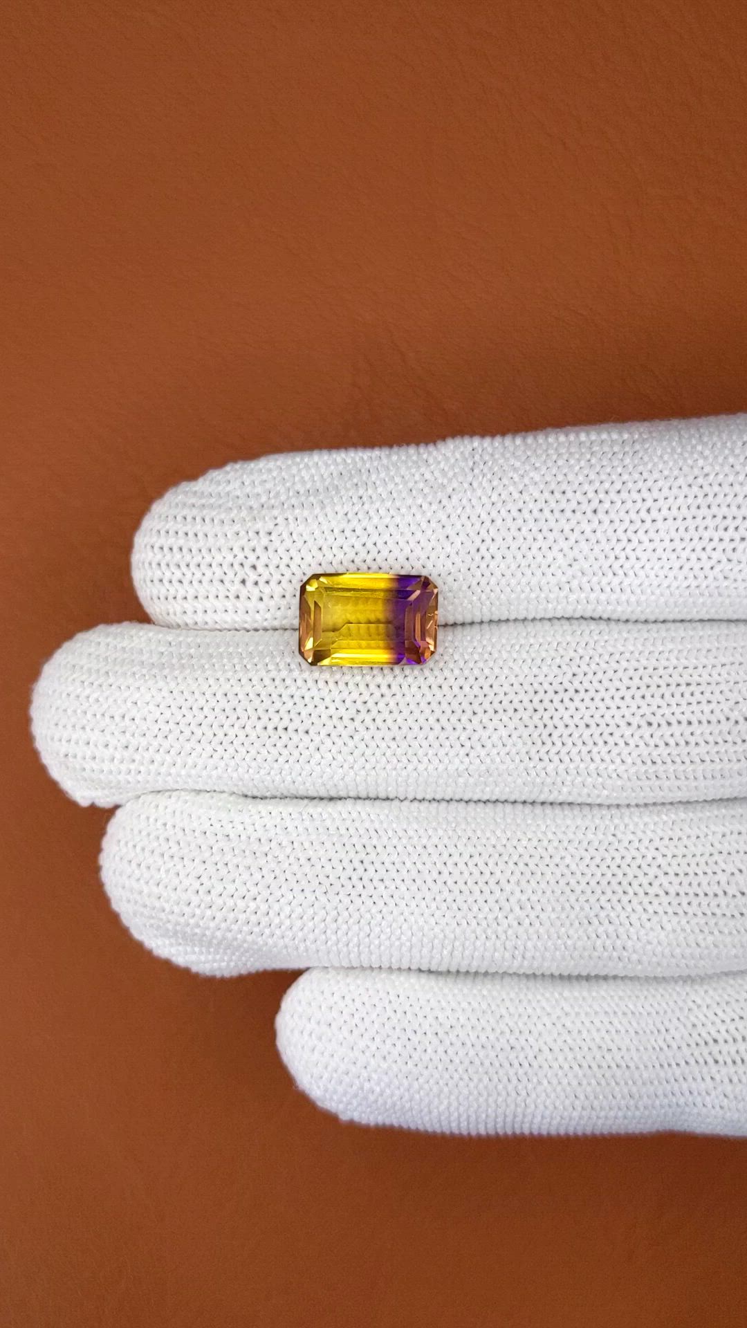5.56 Ct. Bi Color Ametrine from Brazil Size Video