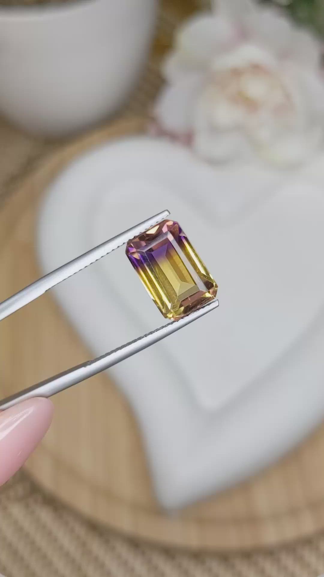 5.56 Ct. Bi Color Ametrine from Brazil Size Video