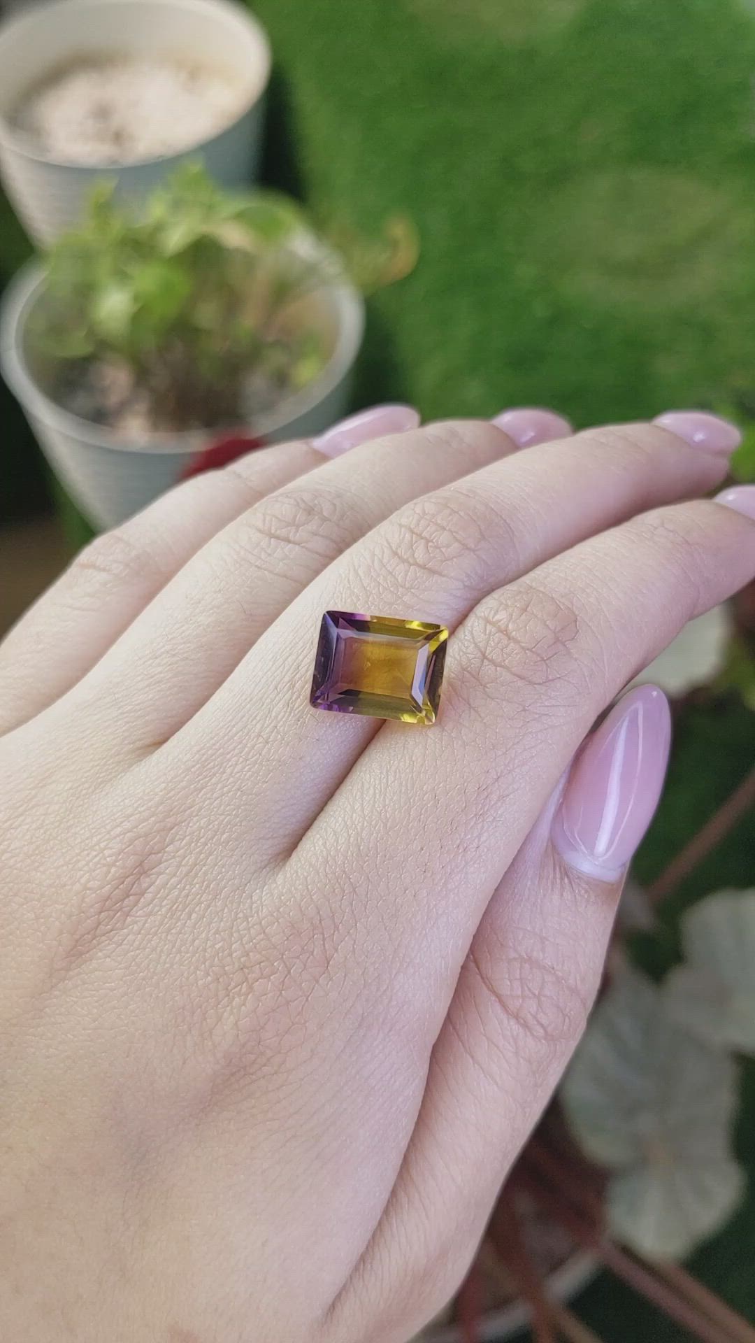 5.90 Ct. Bi Color Ametrine from Brazil Size Video