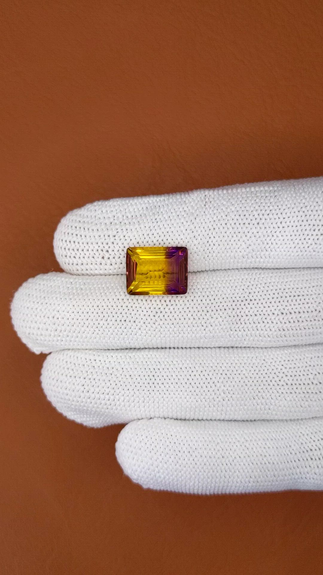 5.90 Ct. Bi Color Ametrine from Brazil Size Video