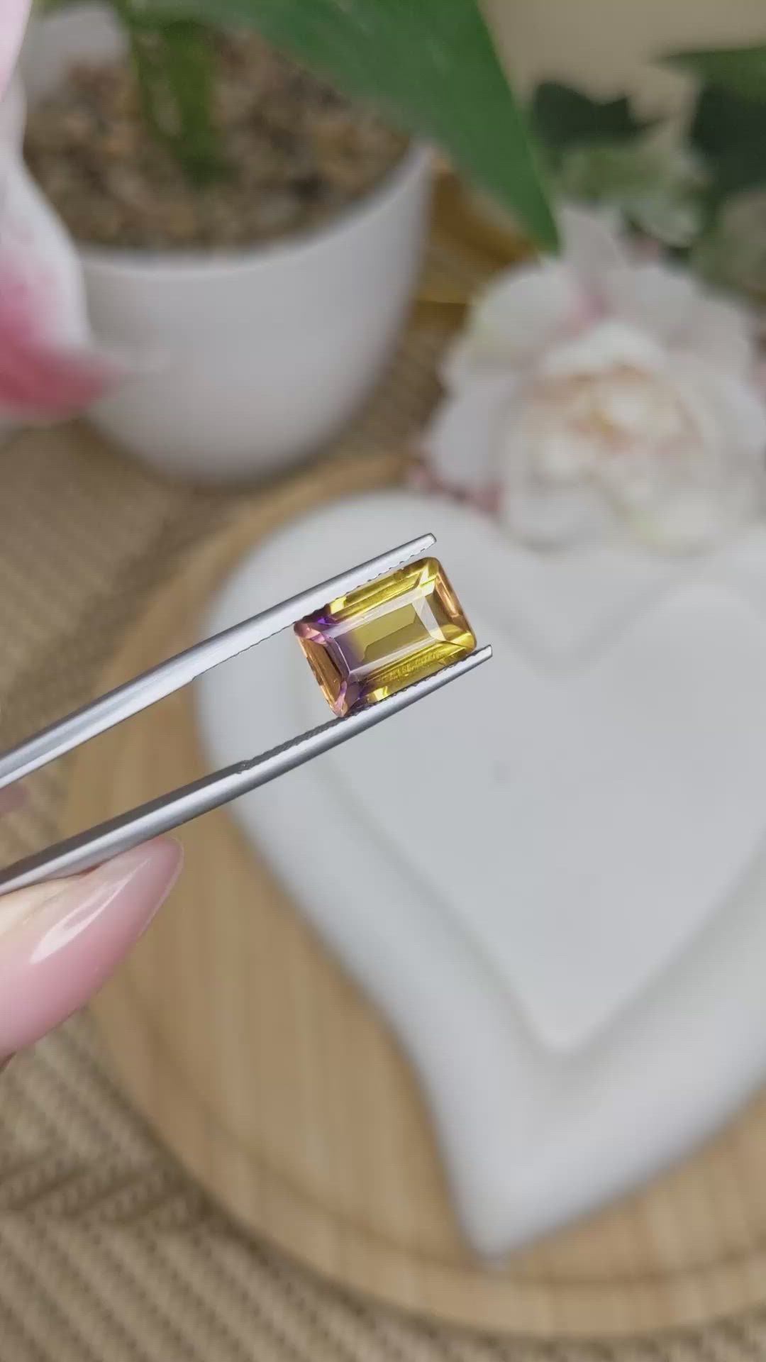 4.20 Ct. Bi Color Ametrine from Brazil Size Video