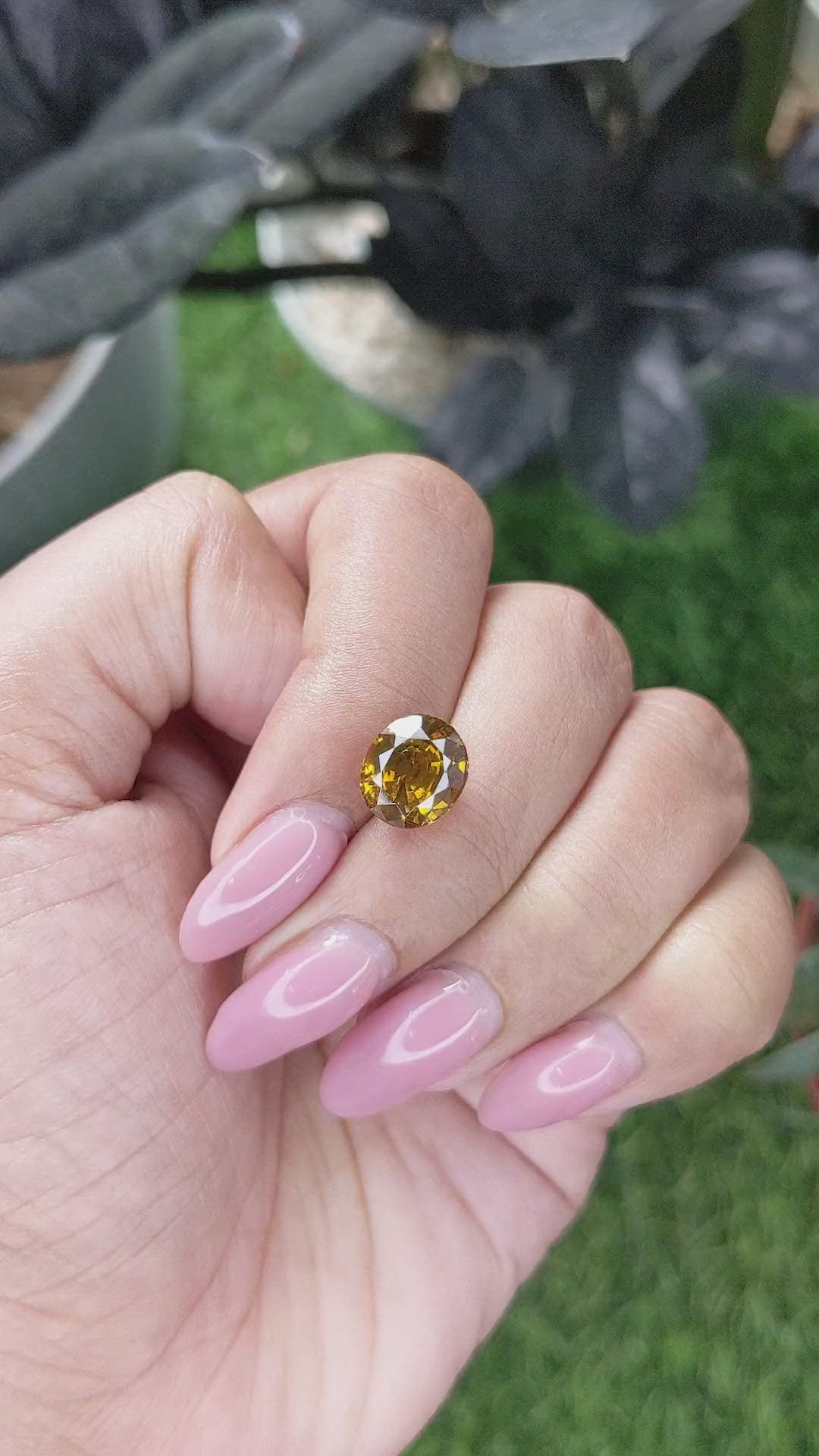 5.52 Ct. Yellowish Brown Zircon from Ceylon (Sri Lanka) Size Video