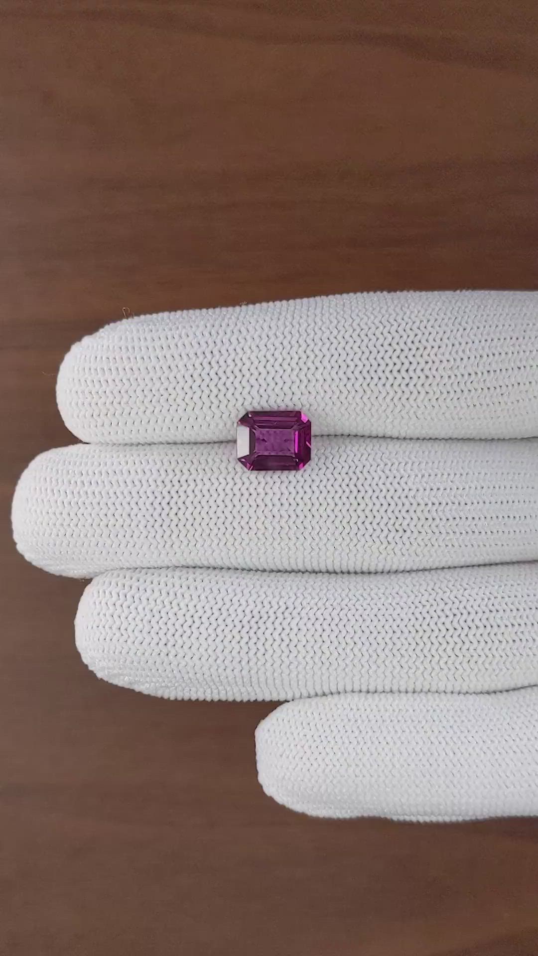 3.25 Ct. Purplish Pink Garnet from Ceylon (Sri Lanka) Size Video