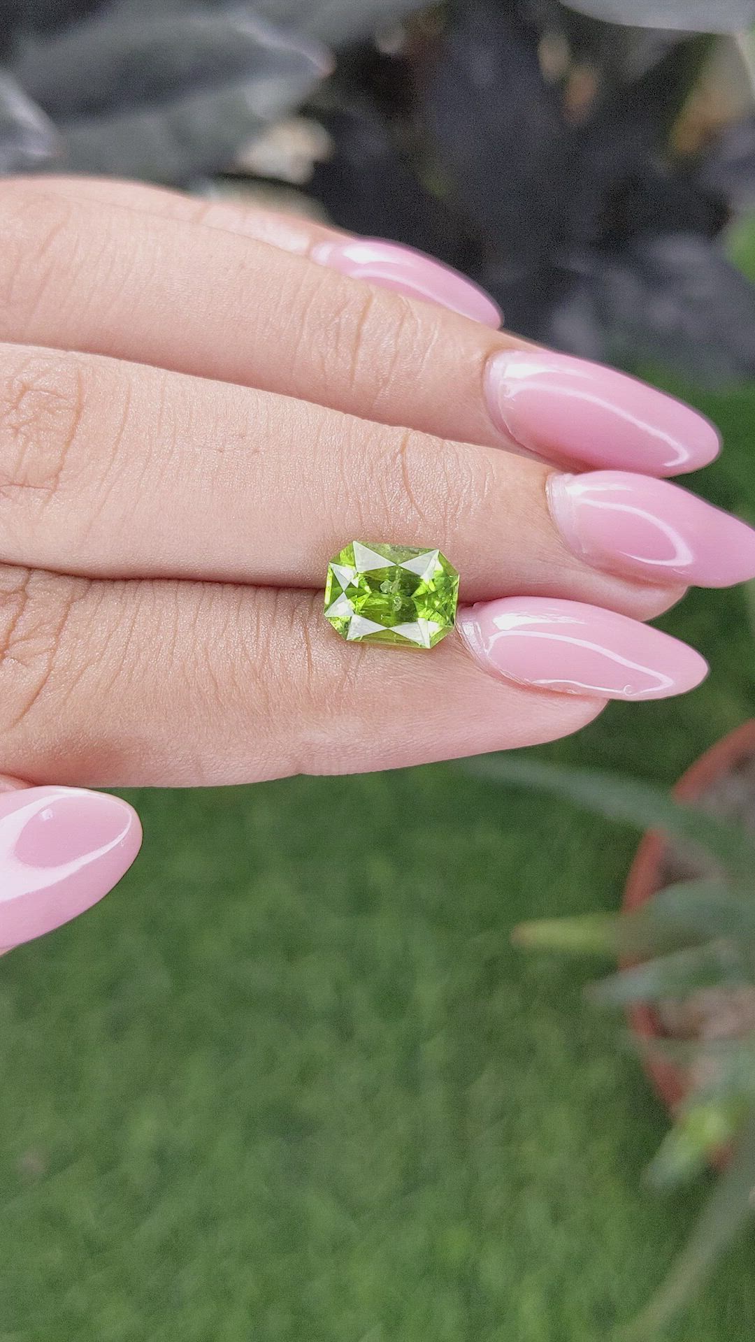 2.60 Ct. Yellowish Green Peridot from Pakistan Size Video