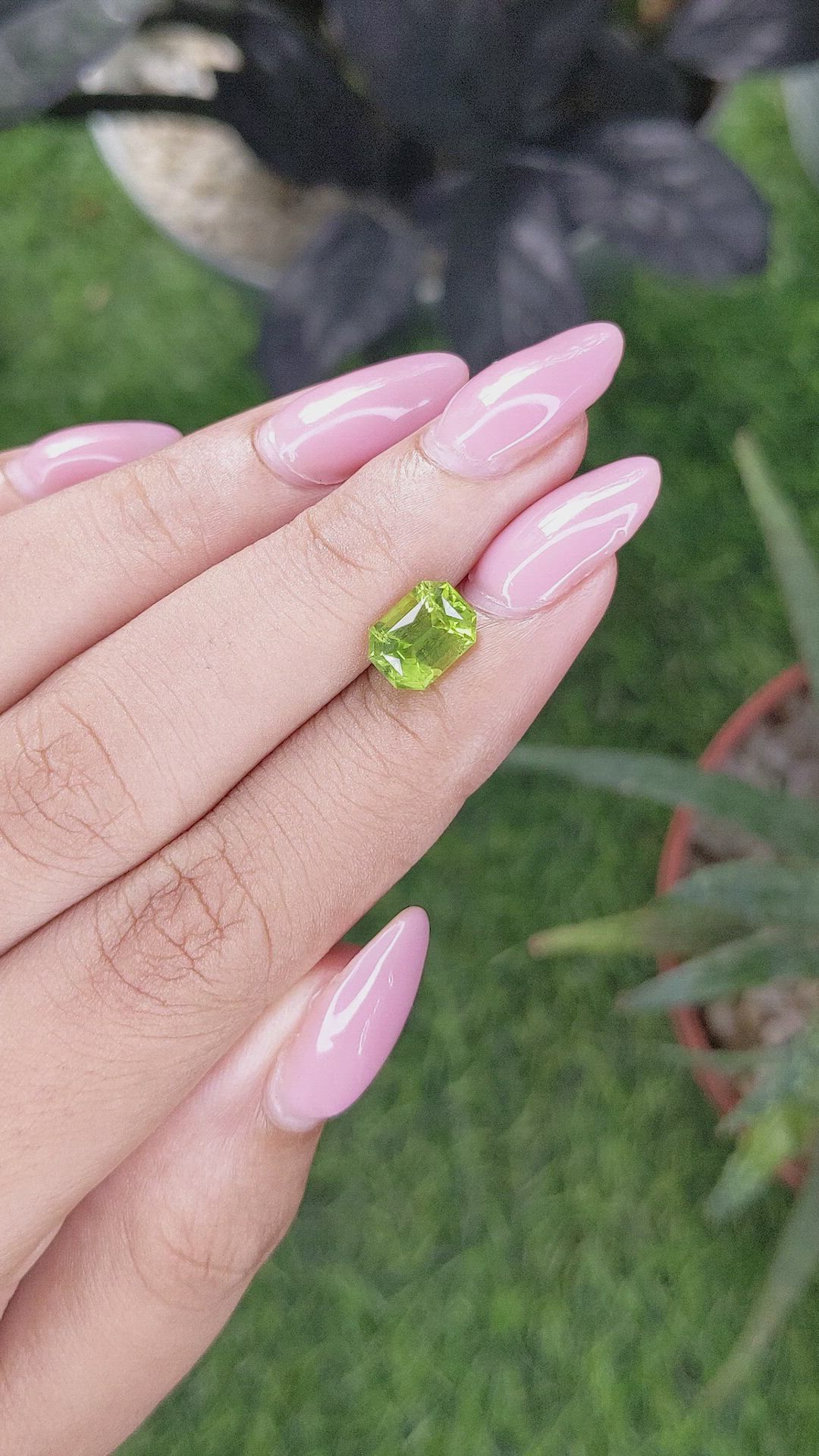 1.83 Ct. Yellowish Green Peridot from Pakistan Size Video