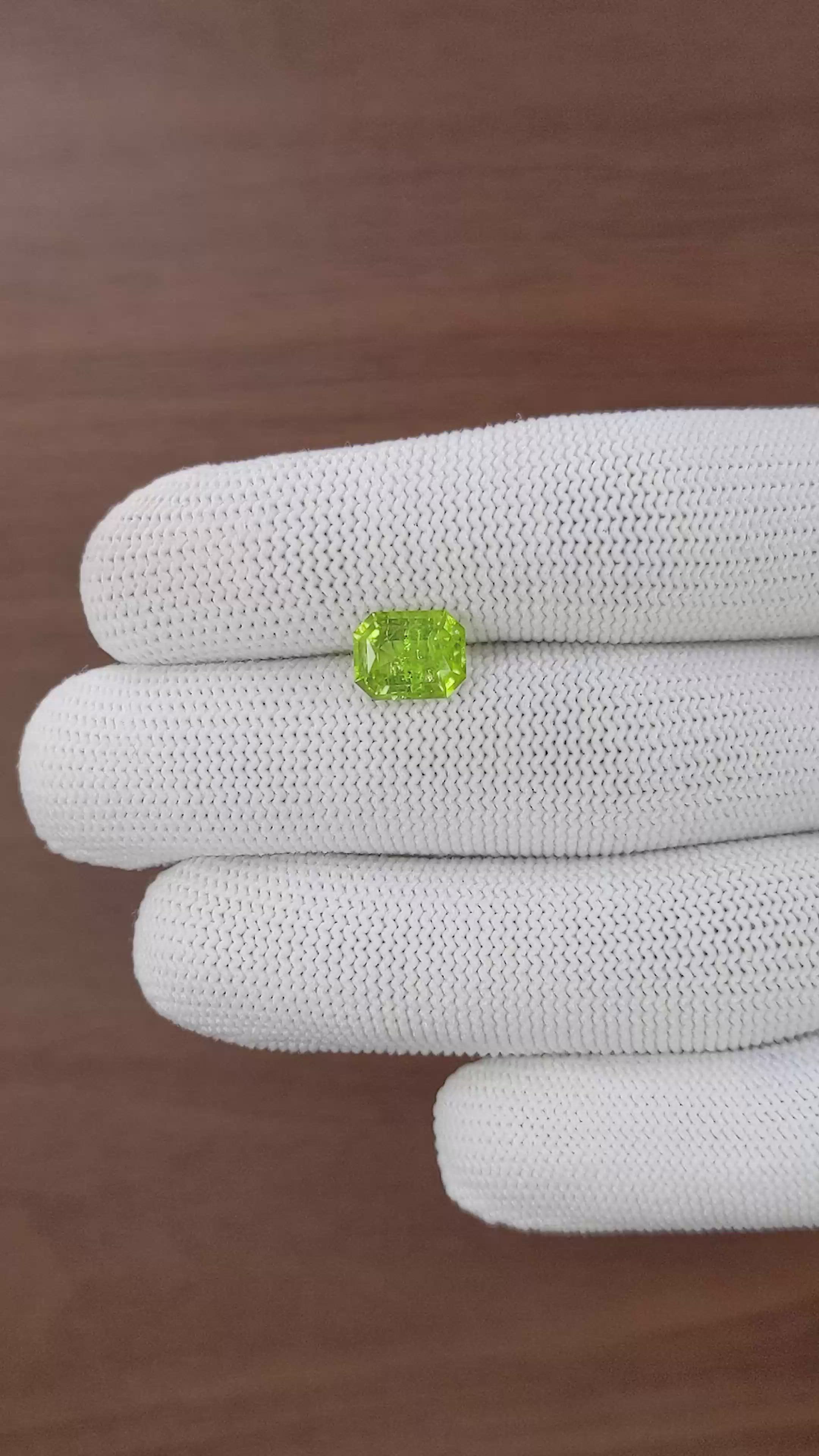 2.50 Ct. Yellowish Green Peridot from Pakistan Size Video