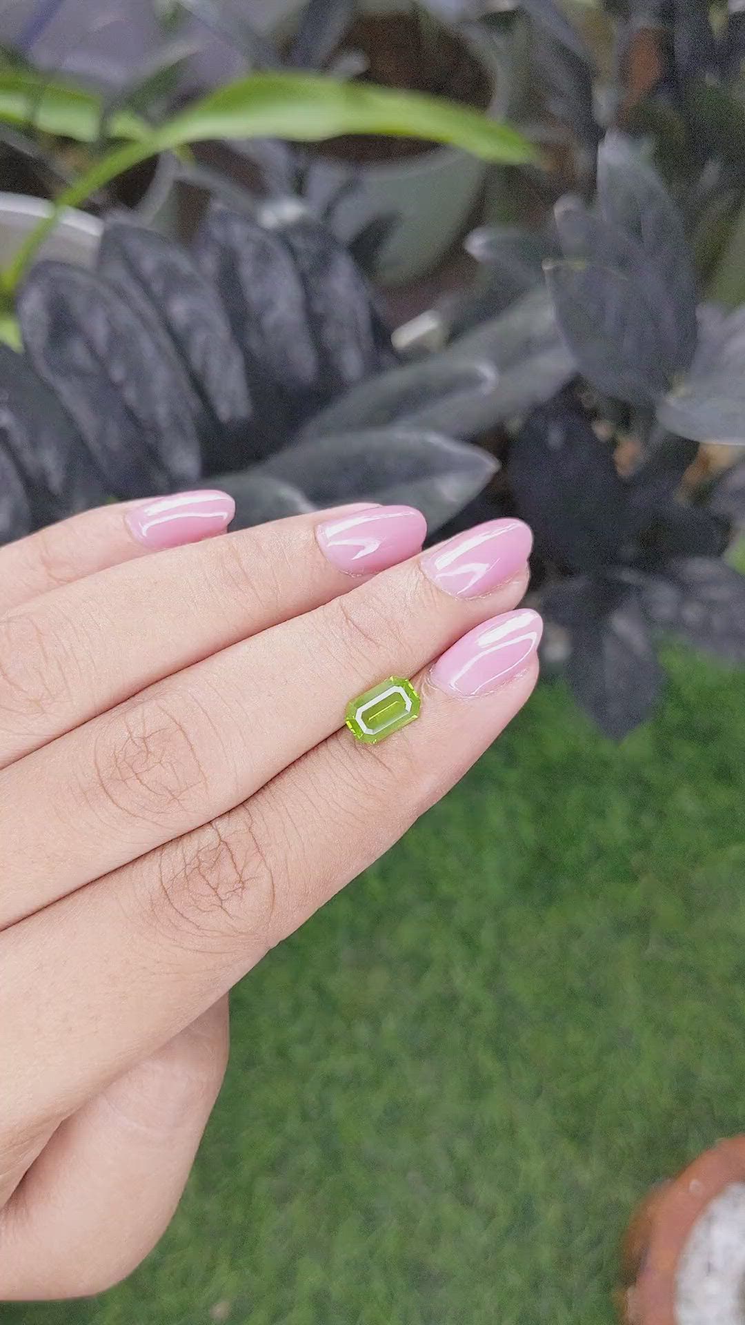 1.41 Ct. Yellowish Green Peridot from Pakistan Size Video
