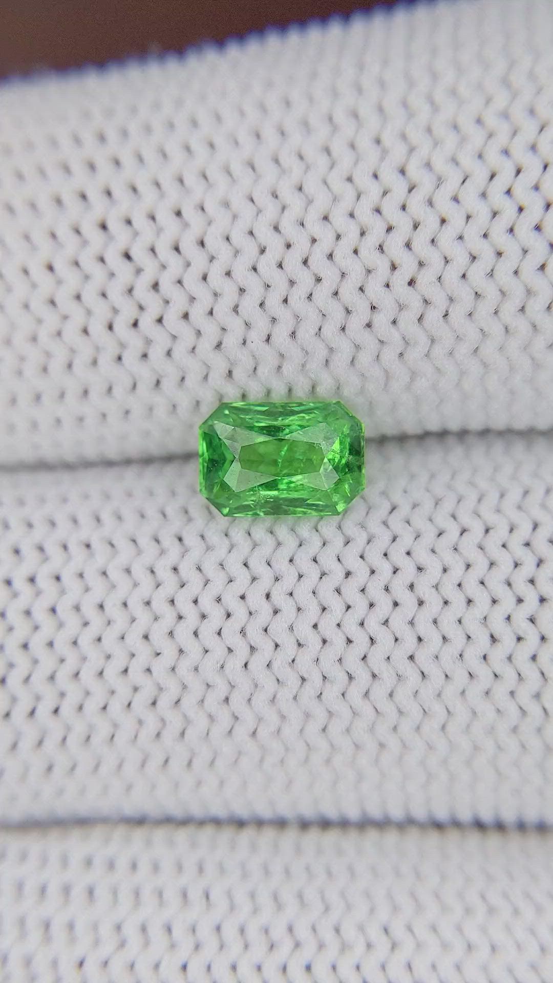 1.25 Ct. Tsavorite Garnet from Tanzania Size Video