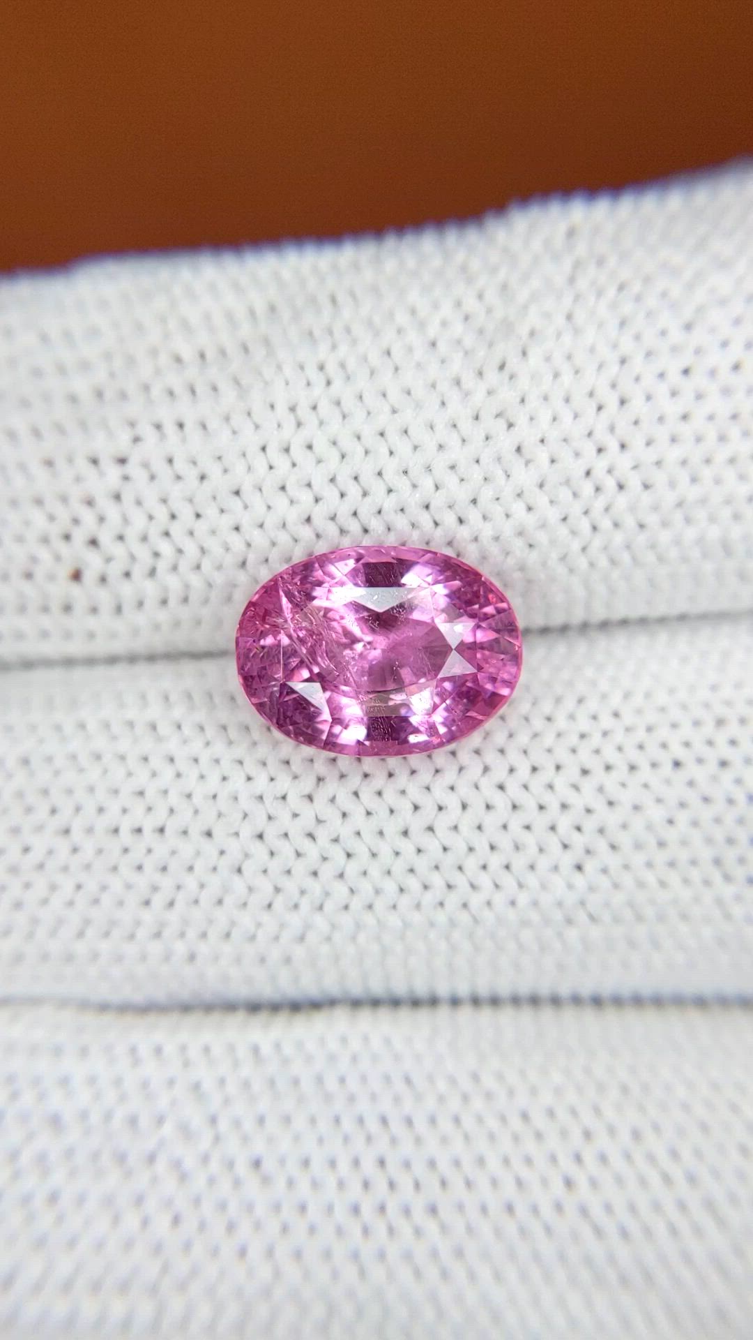 4.71 Ct. Pink Spinel from Ceylon (Sri Lanka) Size Video