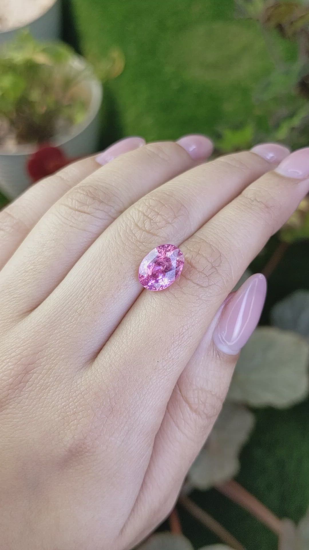 4.71 Ct. Pink Spinel from Ceylon (Sri Lanka) Size Video