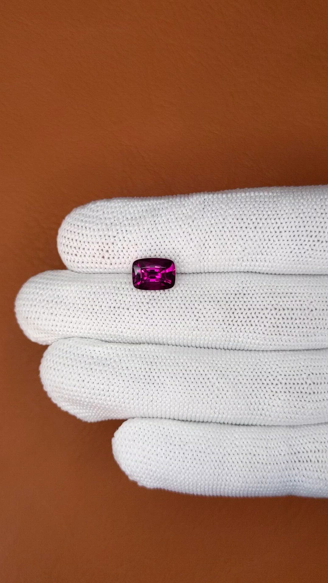 2.70 Ct. Purplish Pink Rhodolite Garnet from Ceylon (Sri Lanka) Size Video