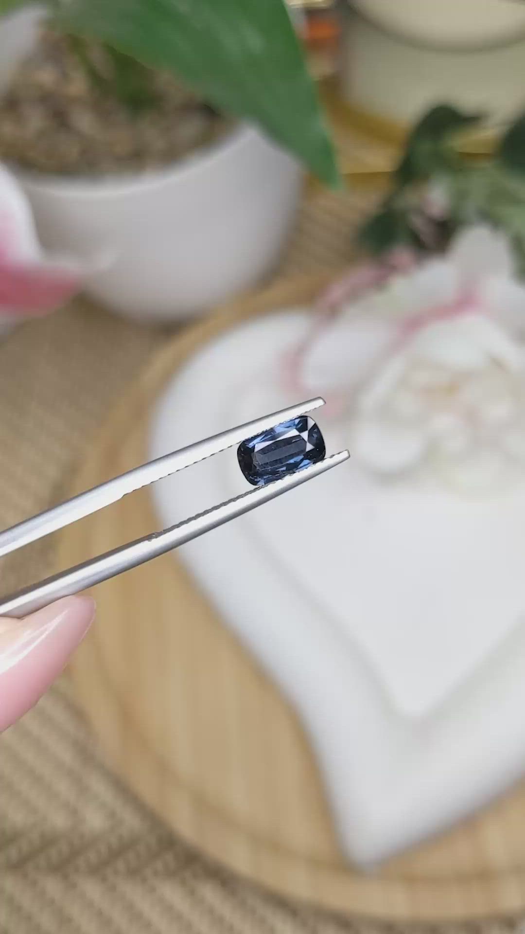 1.25 Ct. Blue Spinel from Ceylon (Sri Lanka) Size Video