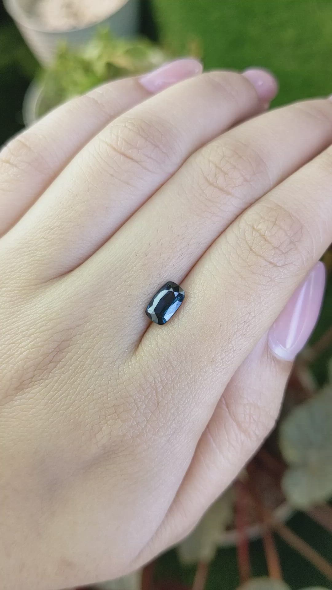 1.25 Ct. Blue Spinel from Ceylon (Sri Lanka) Size Video
