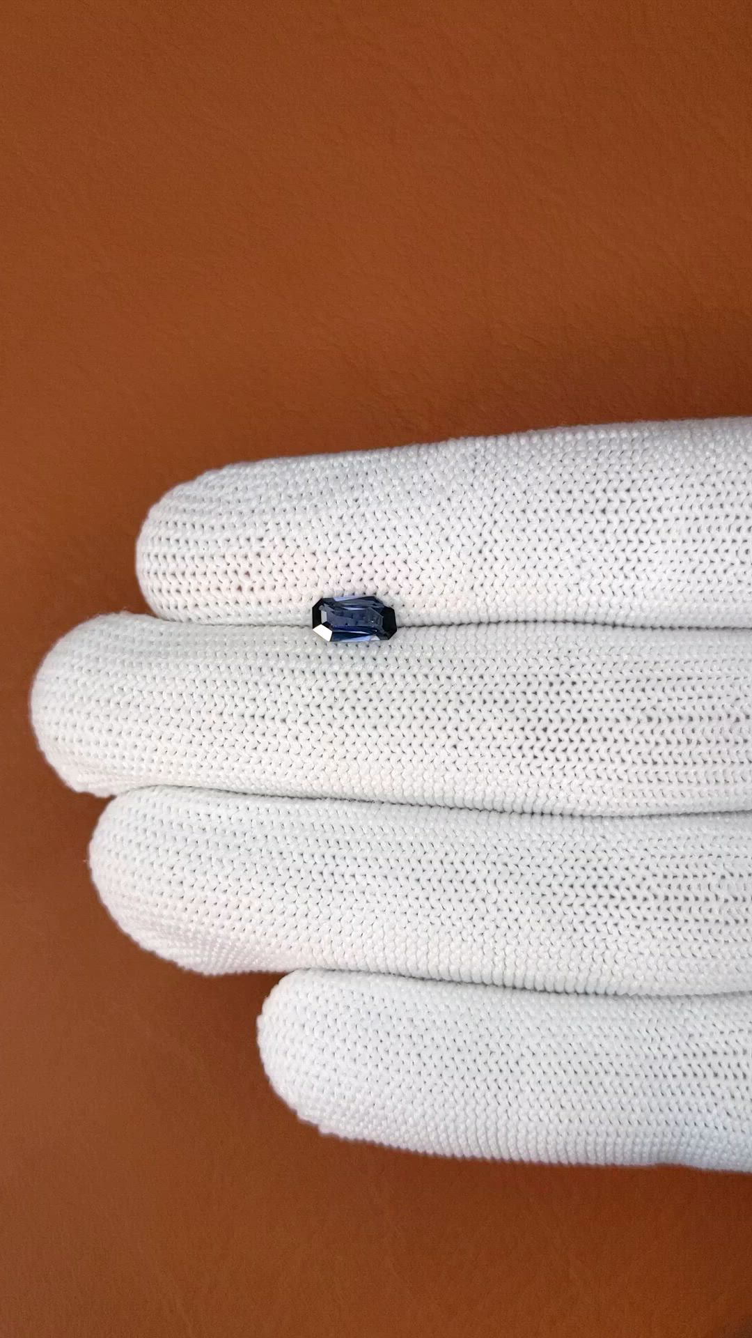 0.70 Ct. Purplish Blue Spinel from Ceylon (Sri Lanka) Size Video