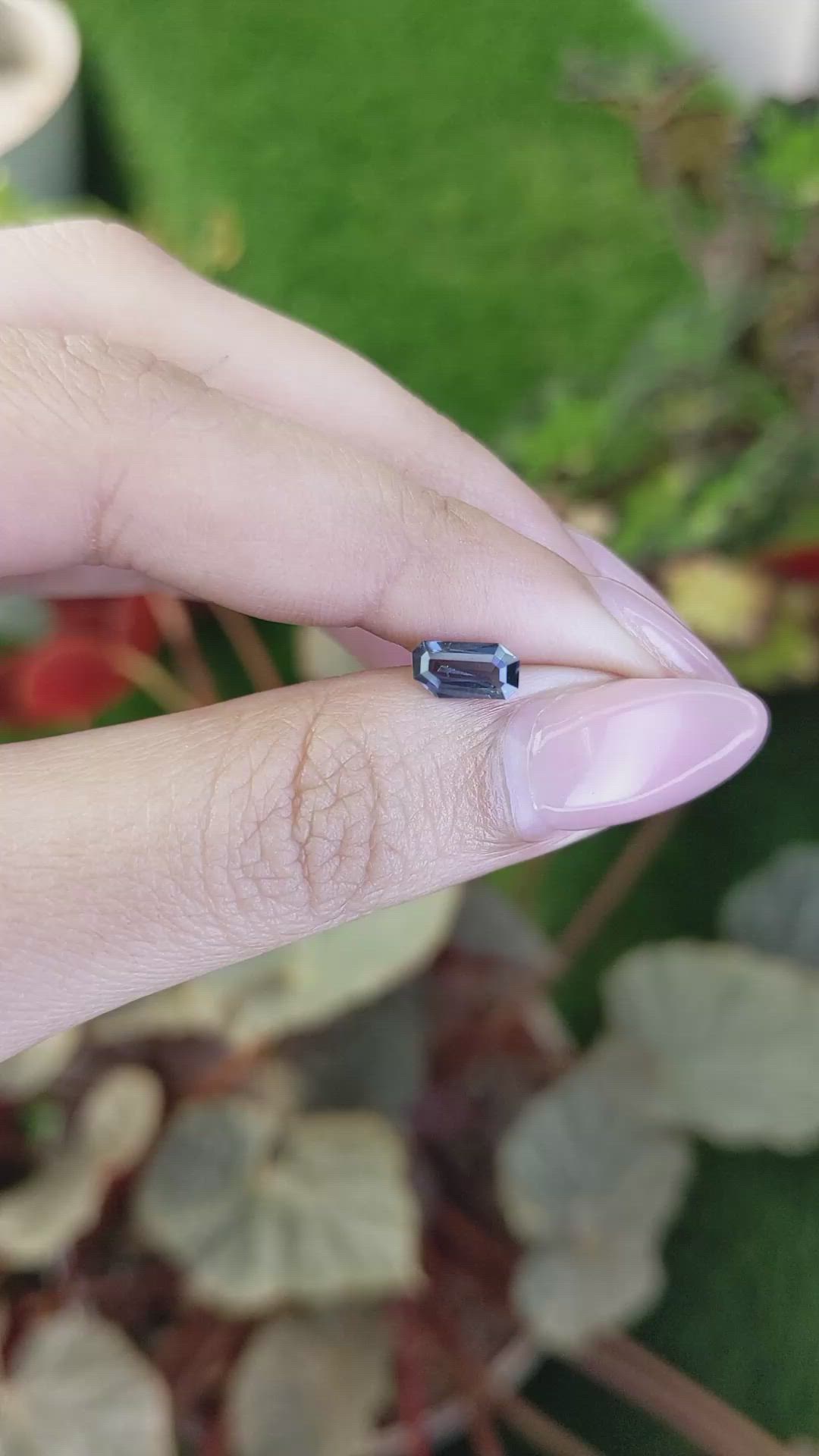 0.70 Ct. Purplish Blue Spinel from Ceylon (Sri Lanka) Size Video