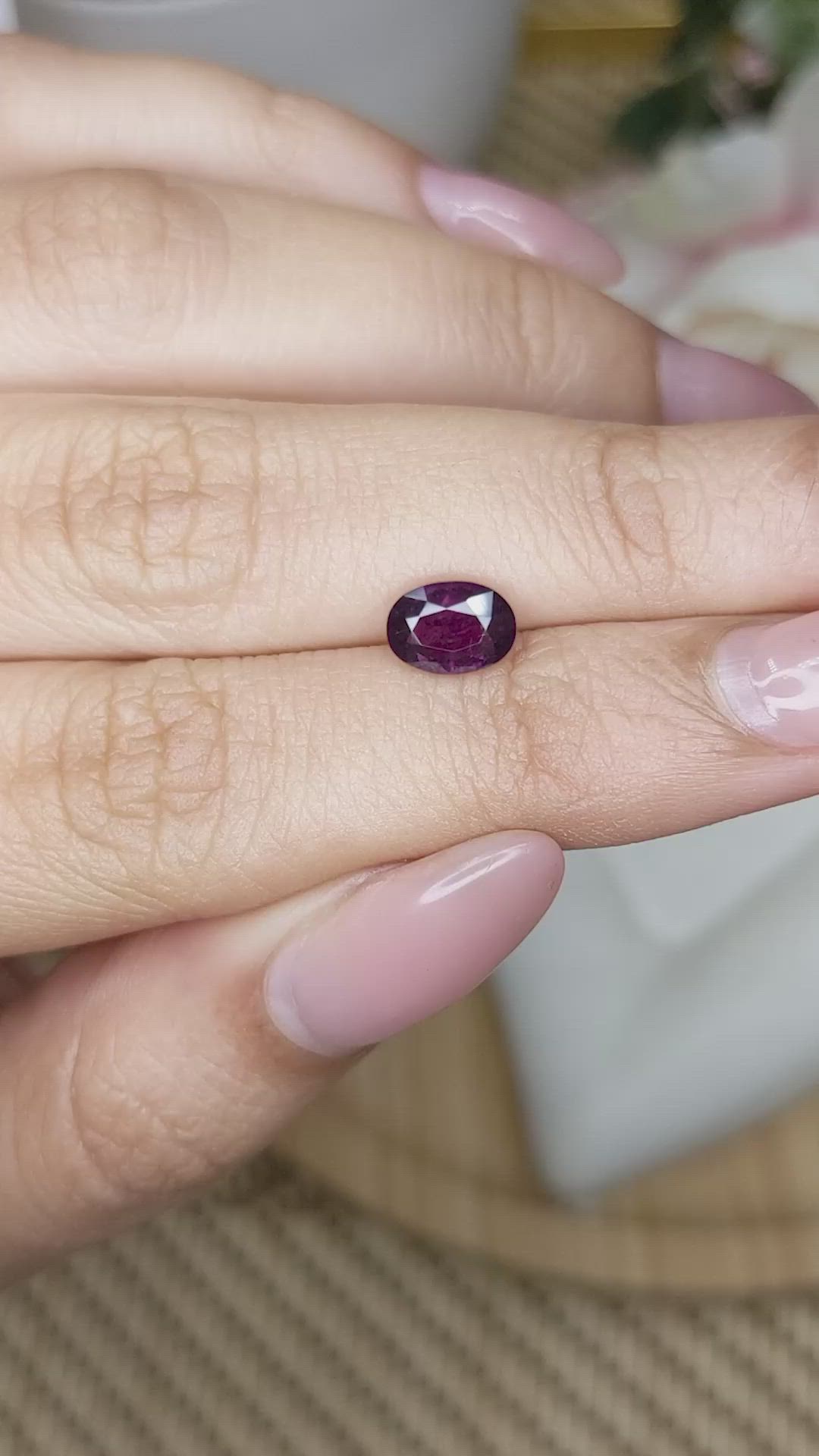 1.01 Ct. Purplish Pink Spinel from Ceylon (Sri Lanka) Size Video