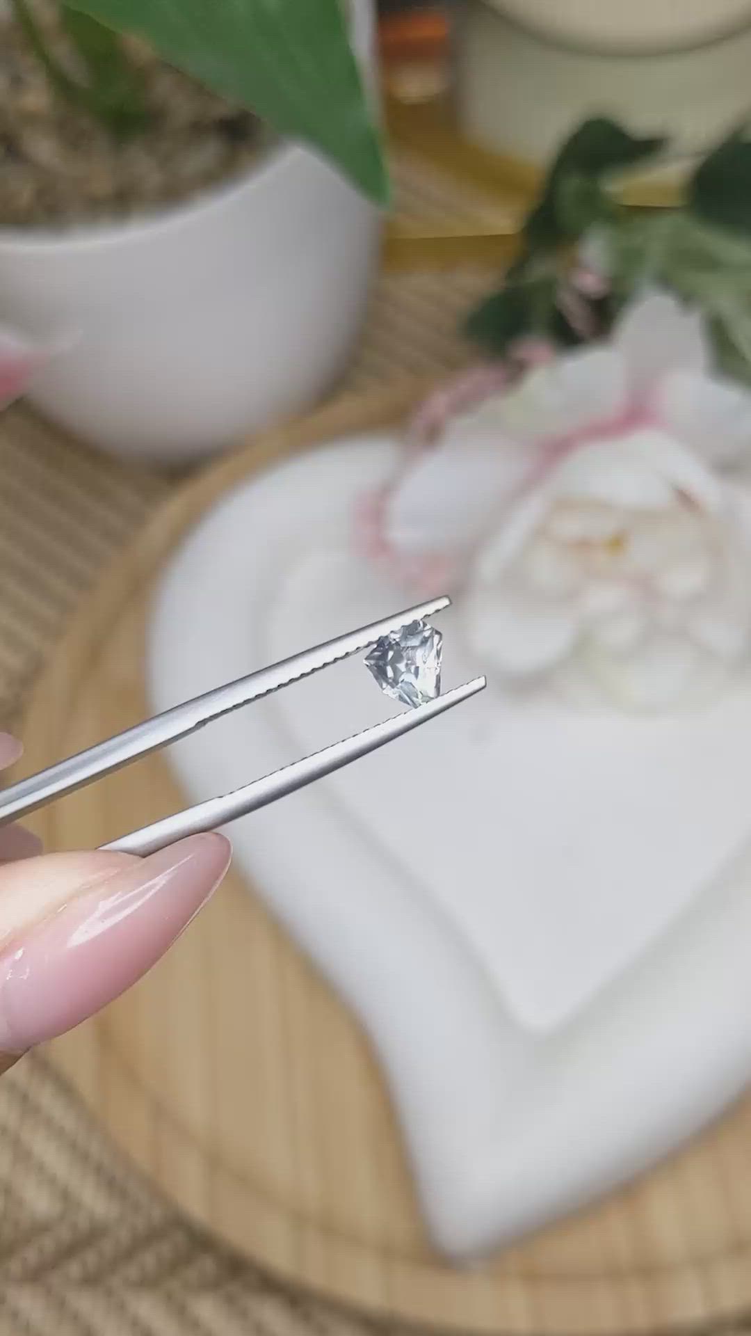 0.87 Ct. Grey Spinel from Ceylon (Sri Lanka) Size Video