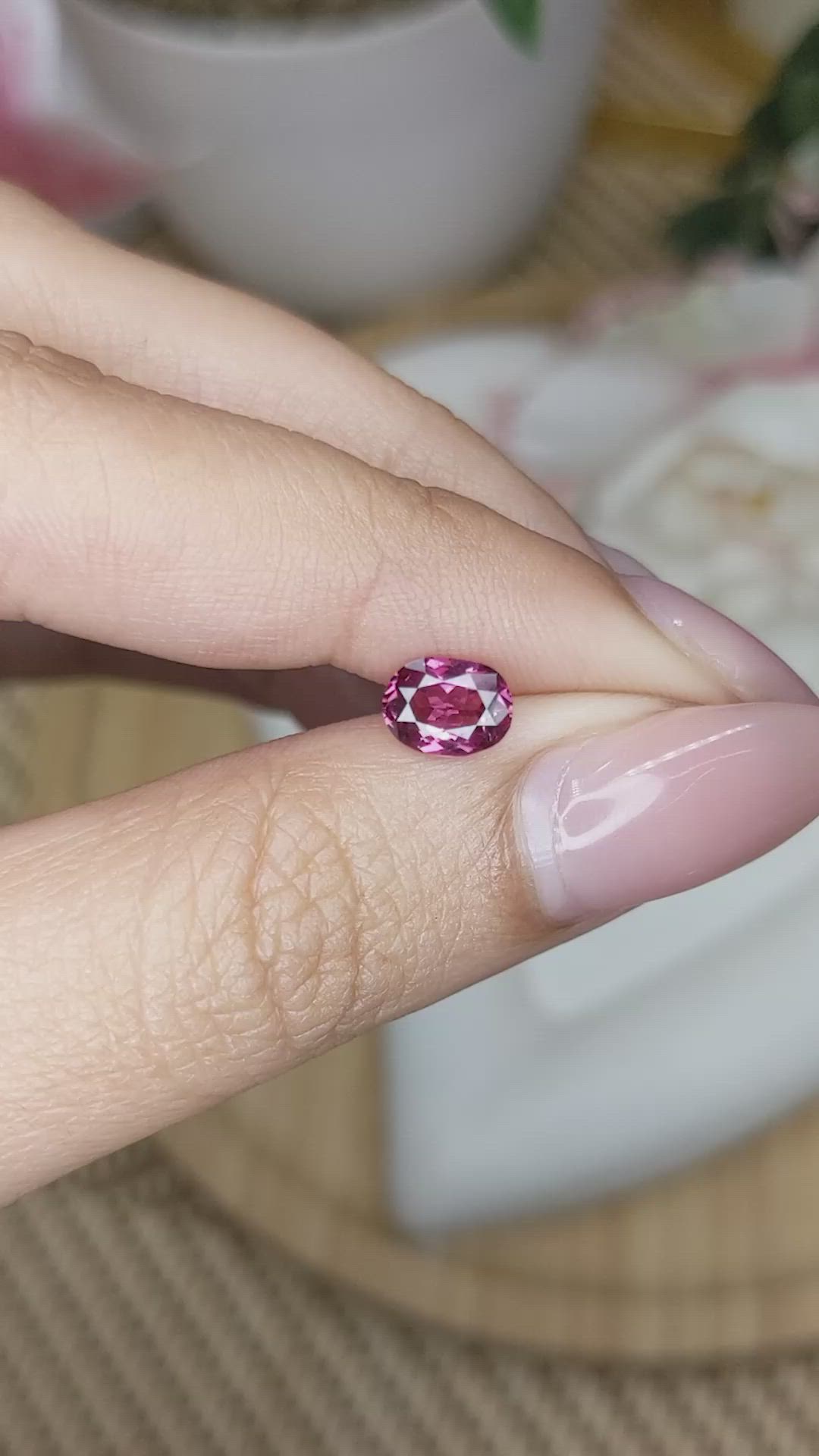 0.92 Ct. Purplish Pink Garnet from Ceylon (Sri Lanka) Size Video