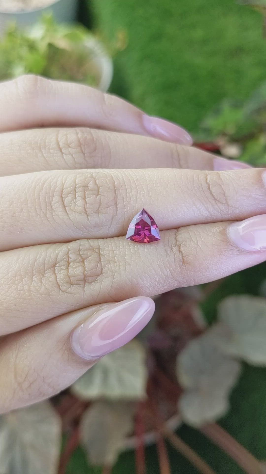 1.31 Ct. Purplish Pink Garnet from Ceylon (Sri Lanka) Size Video