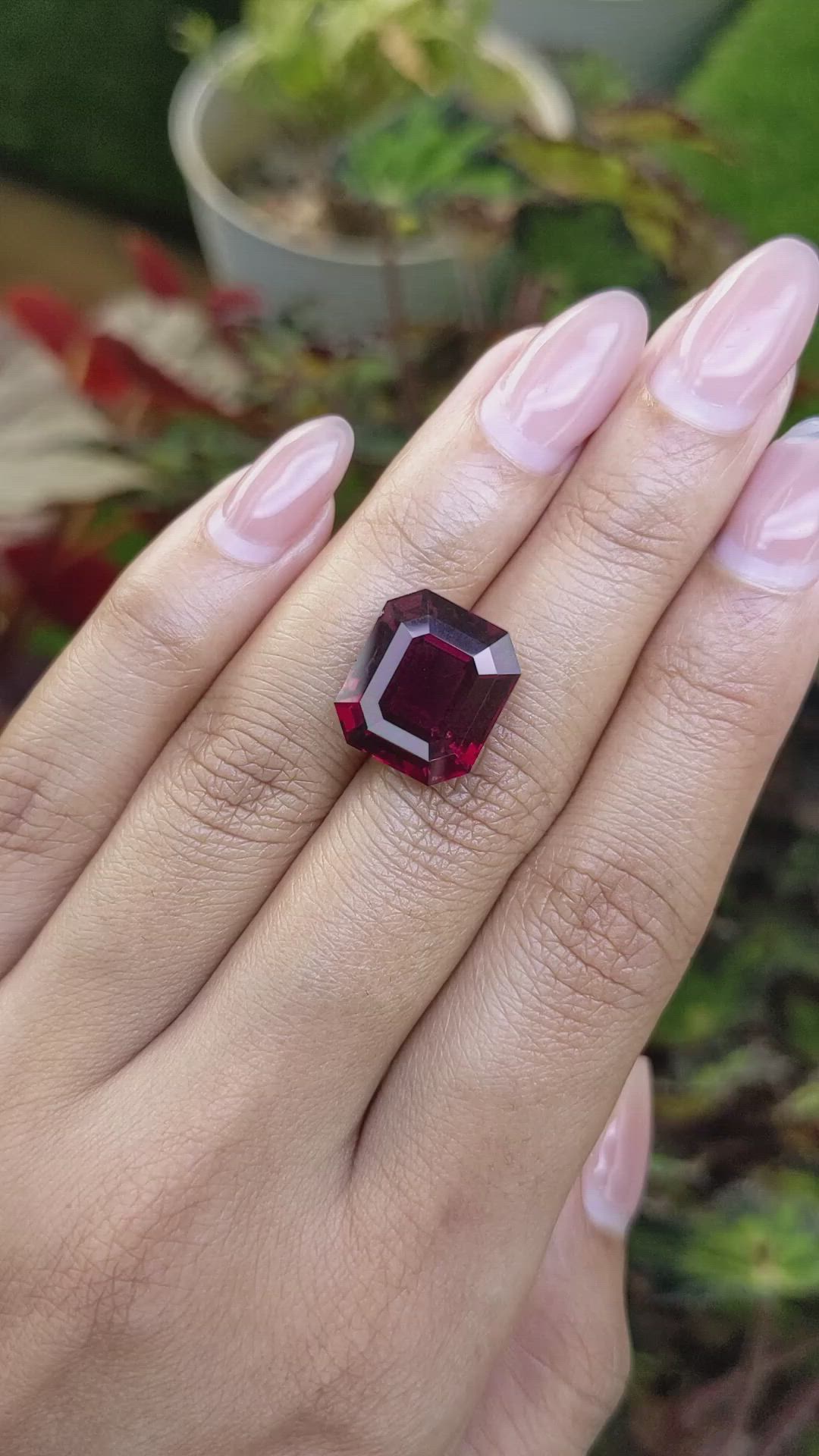 14.26 Ct. Red Almandine Garnet from Ceylon (Sri Lanka) Size Video