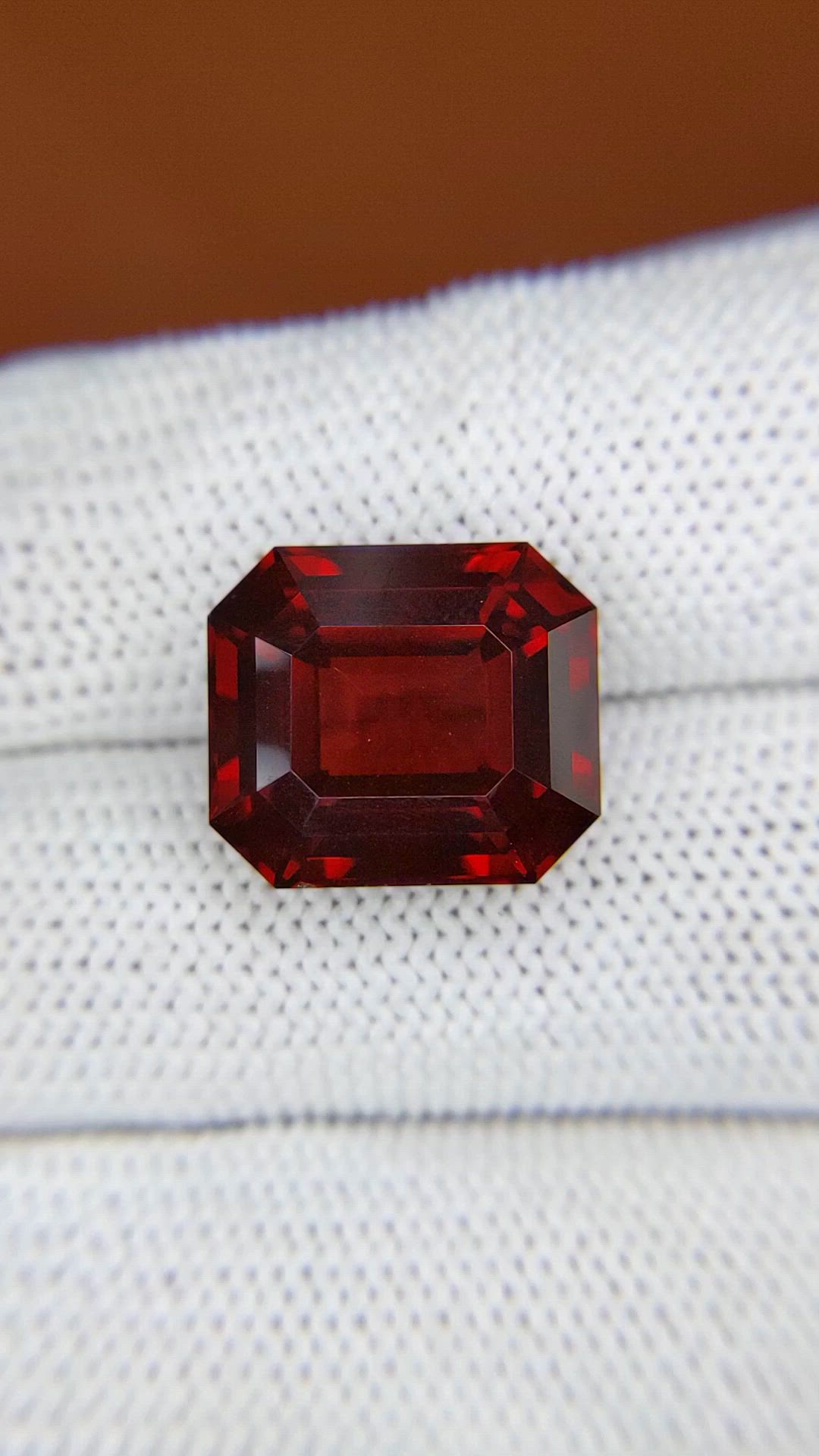 14.26 Ct. Red Almandine Garnet from Ceylon (Sri Lanka) Size Video