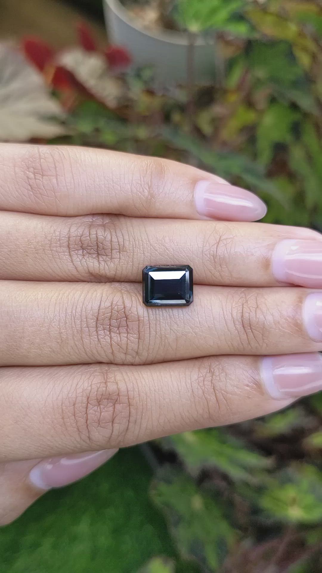 4.18 Ct. Blue Spinel from Ceylon (Sri Lanka) Size Video