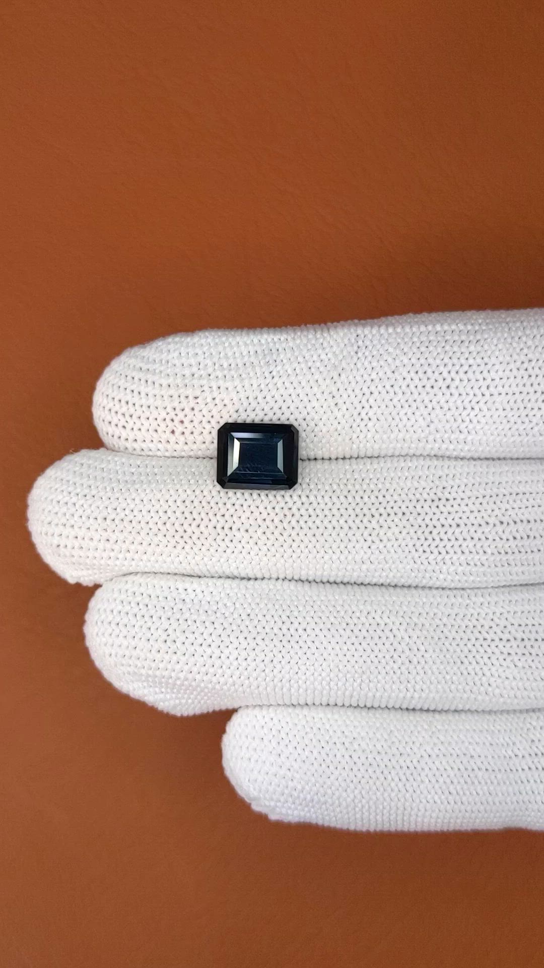 4.18 Ct. Blue Spinel from Ceylon (Sri Lanka) Size Video