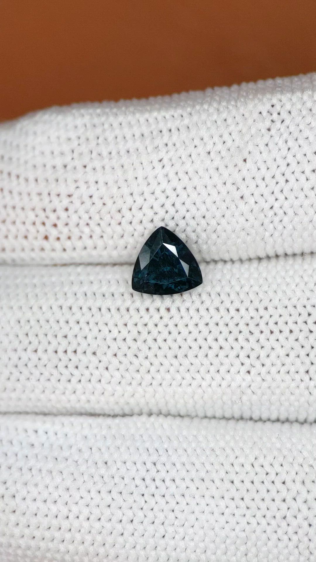 1.26 Ct. Blue Spinel from Ceylon (Sri Lanka) Size Video