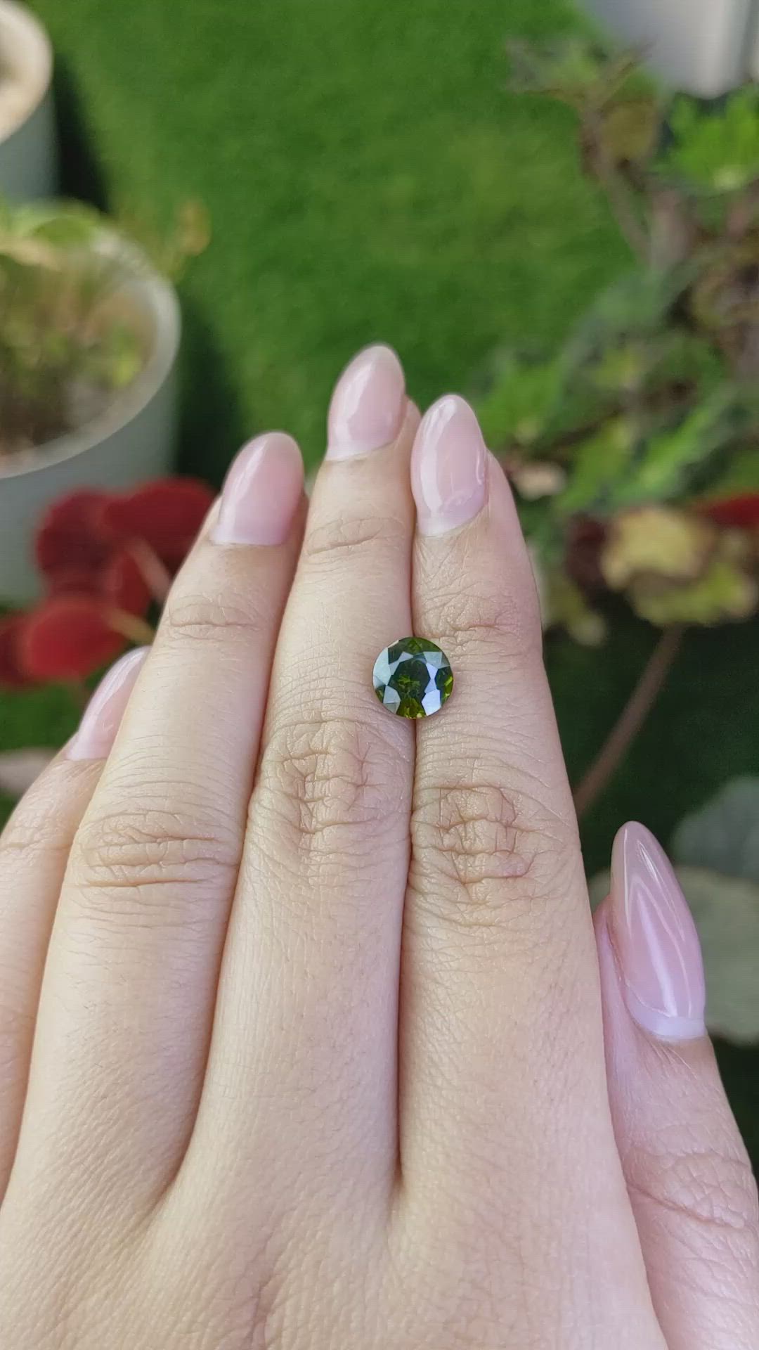 2.41 Ct. Green Zircon from Ceylon (Sri Lanka) Size Video