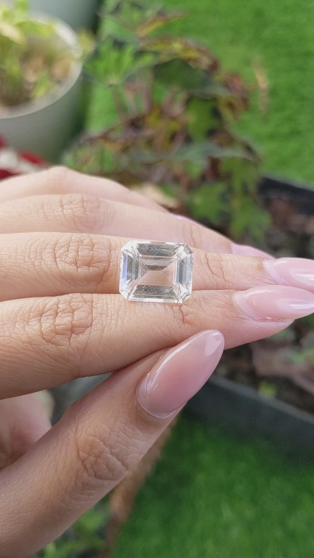 12.32 Ct. Yellow Topaz from Ceylon (Sri Lanka) Size Video