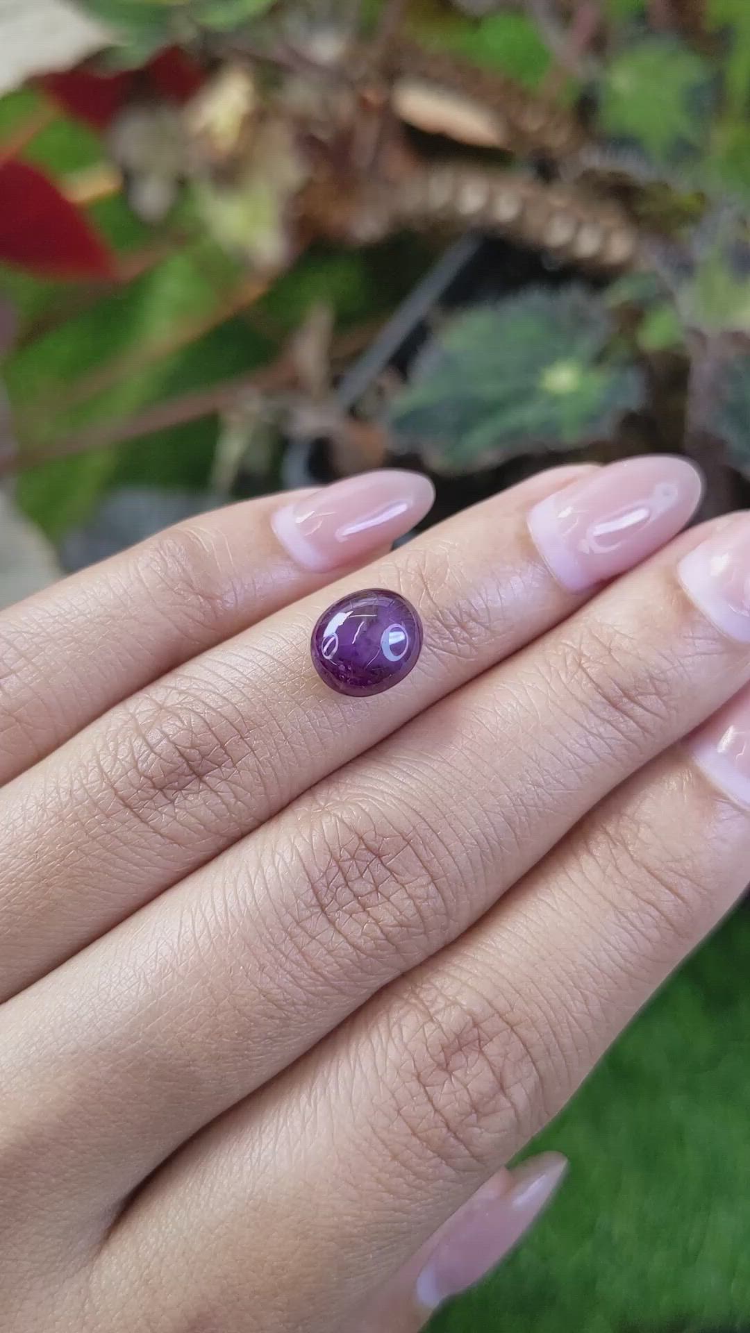 4.73 Ct. Purple Cabochon Star Spinel from Ceylon (Sri Lanka) Size Video