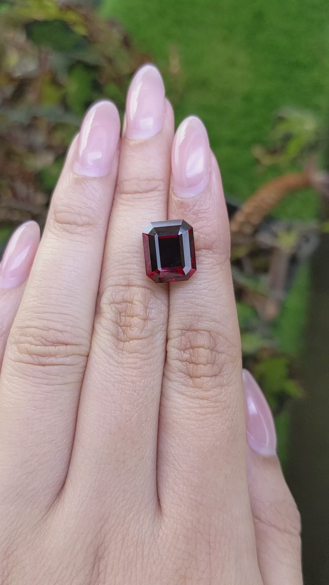 11.06 Ct. Red Garnet from Ceylon (Sri Lanka) Size Video