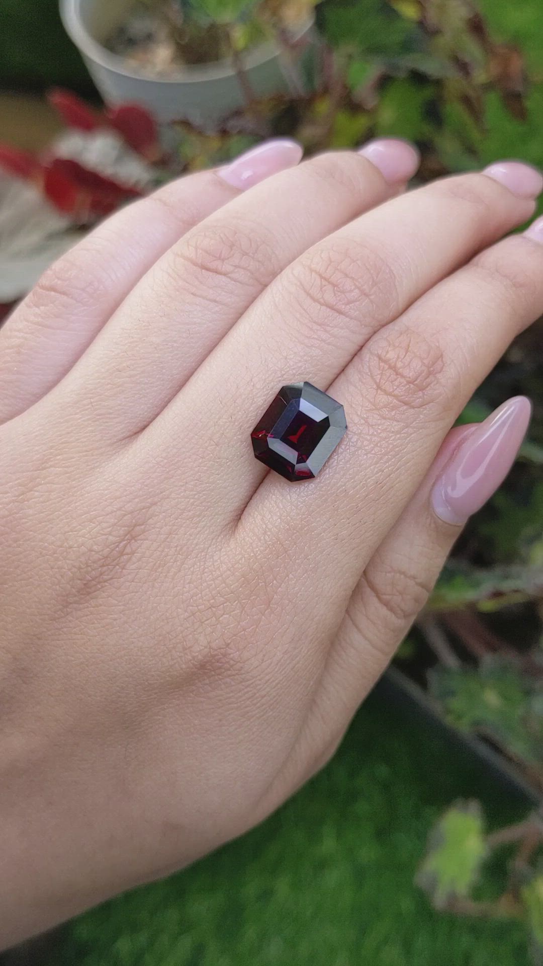 7.45 Ct. Red Garnet from Ceylon (Sri Lanka) Size Video