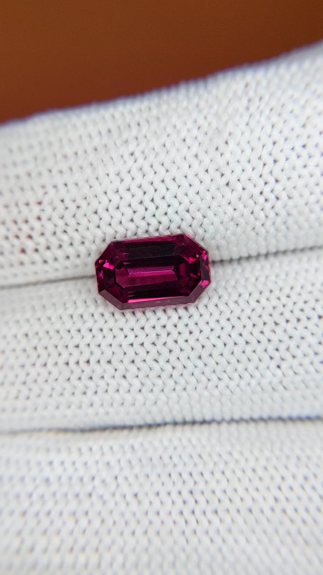 3.18 Ct. Purplish Pink Garnet from Ceylon (Sri Lanka) Size Video