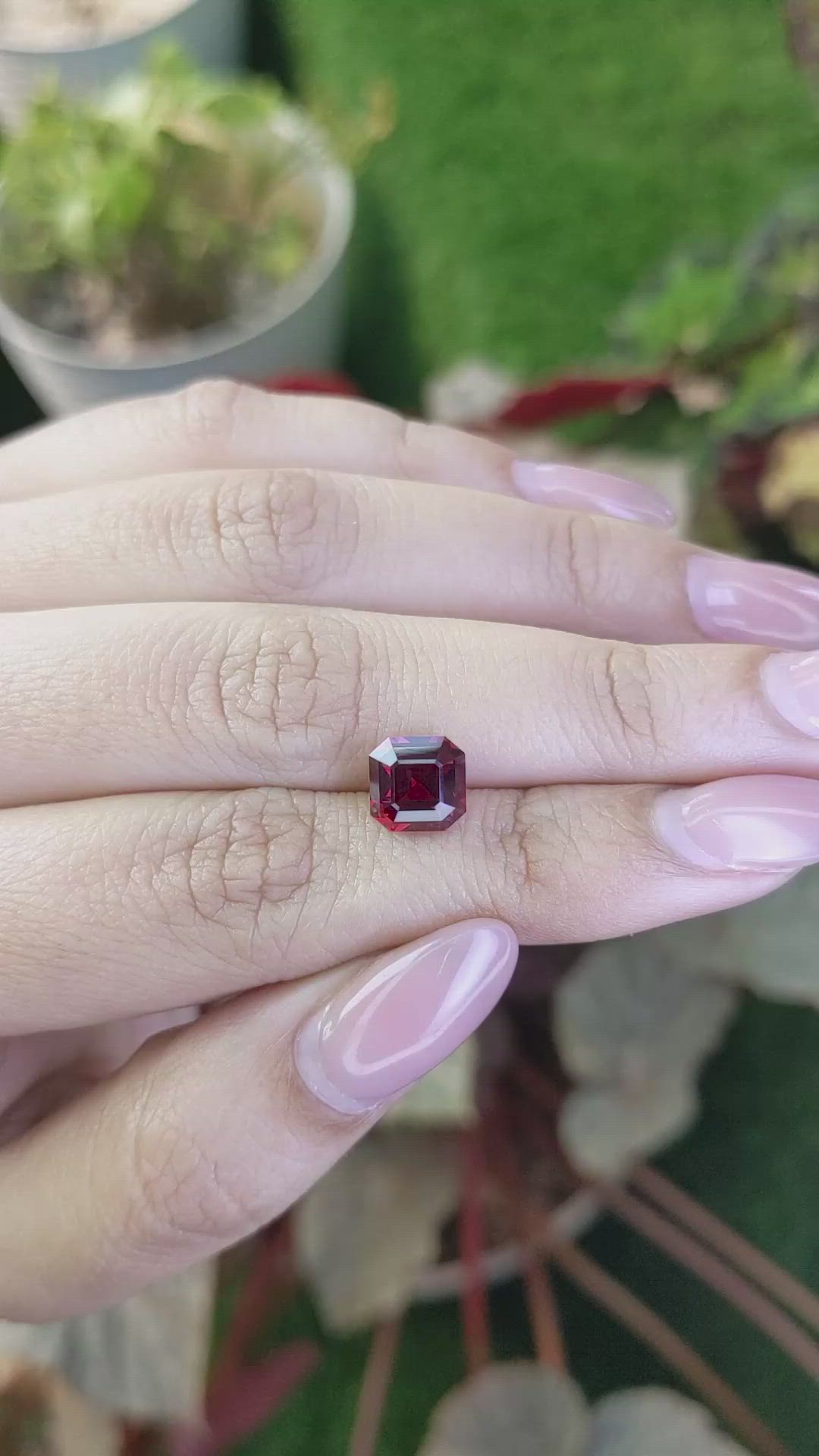 3.33 Ct. Red Garnet from Ceylon (Sri Lanka) Size Video