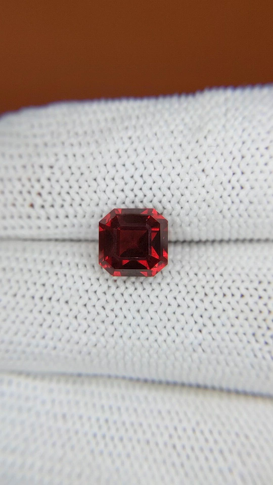3.33 Ct. Red Garnet from Ceylon (Sri Lanka) Size Video
