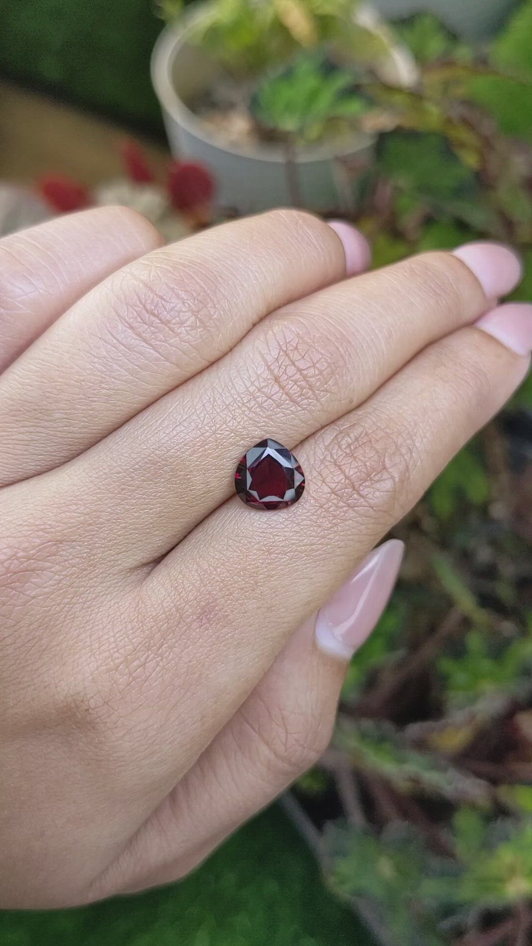 2.51 Ct. Red Garnet from Ceylon (Sri Lanka) Size Video