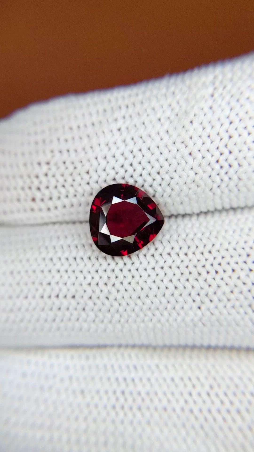 2.51 Ct. Red Garnet from Ceylon (Sri Lanka) Size Video