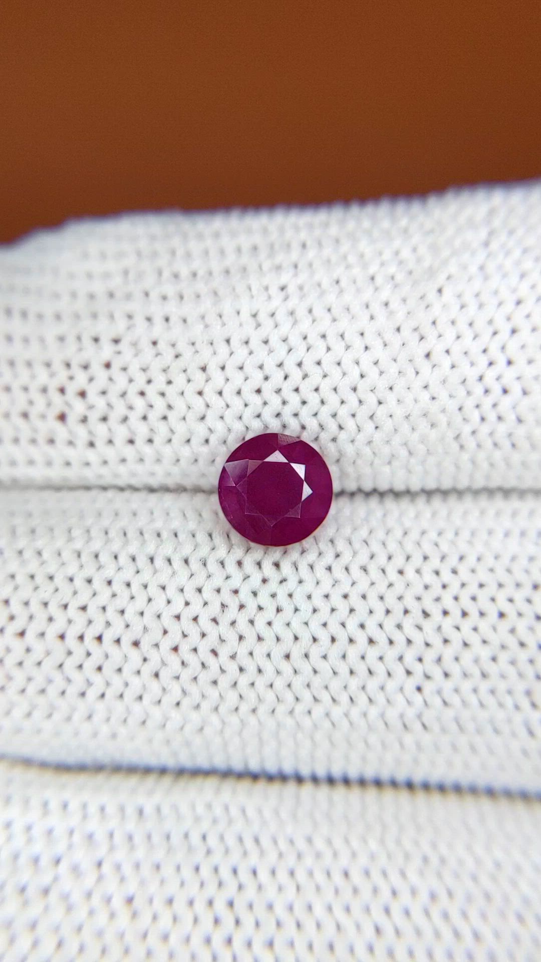 1.40 Ct. Pinkish Purple Garnet from Ceylon (Sri Lanka) Size Video