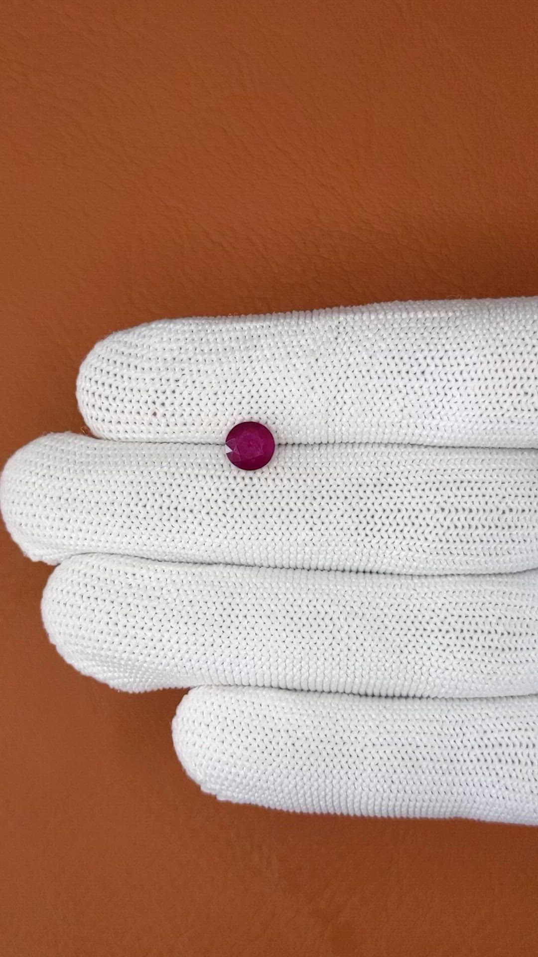 1.40 Ct. Pinkish Purple Garnet from Ceylon (Sri Lanka) Size Video