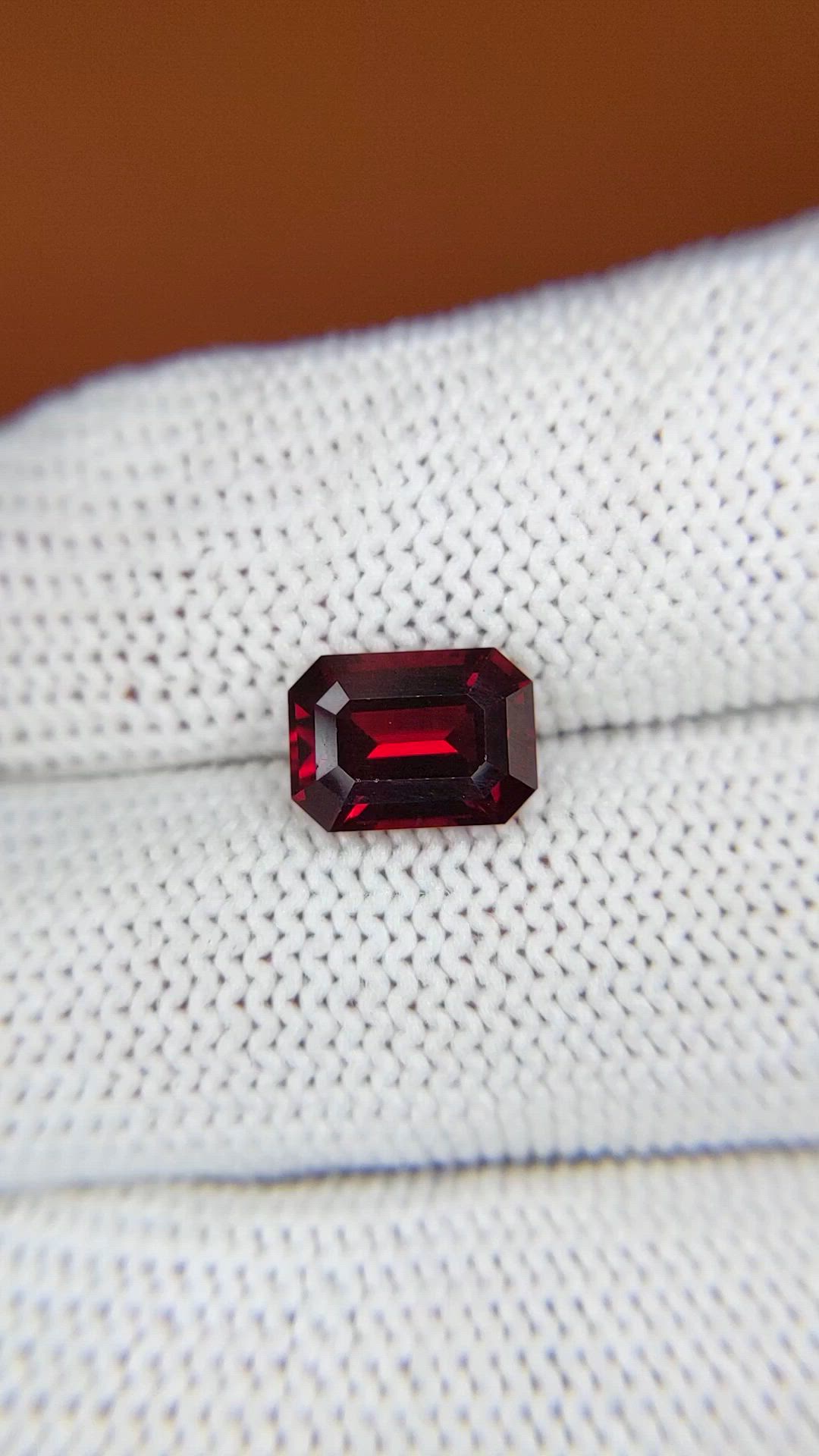 2.57 Ct. Red Garnet from Ceylon (Sri Lanka) Size Video