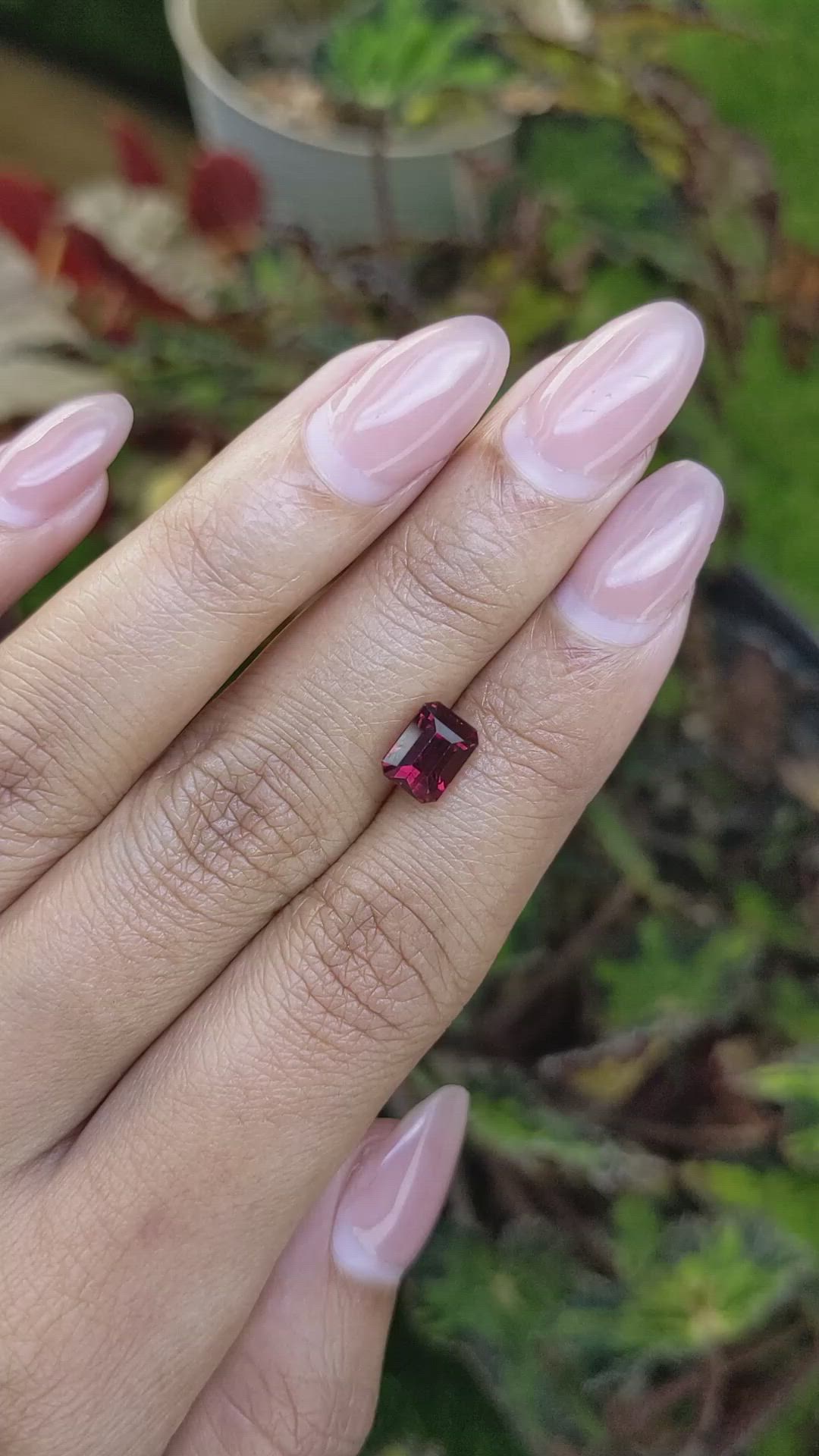 2.47 Ct. Pink Garnet from Ceylon (Sri Lanka) Size Video