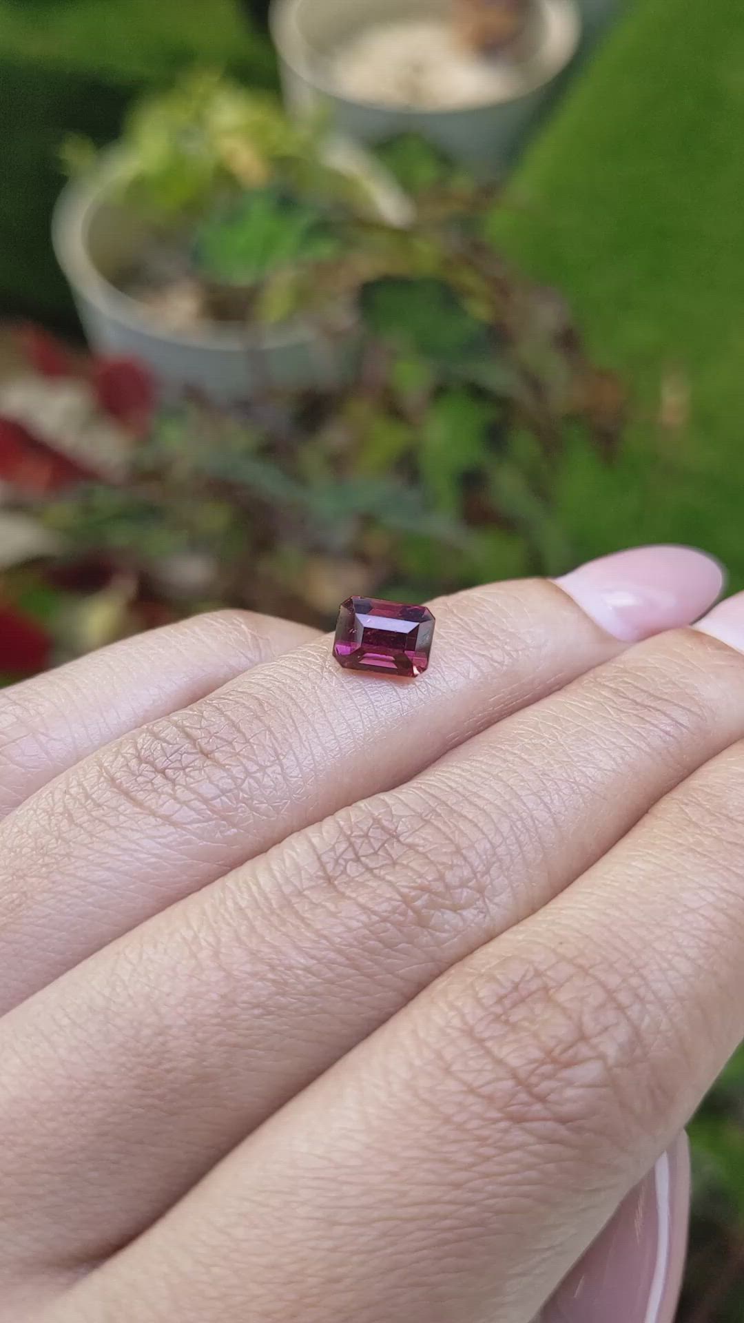 2.47 Ct. Pink Garnet from Ceylon (Sri Lanka) Size Video