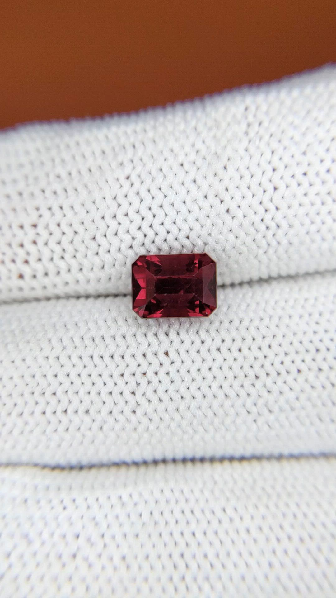 2.47 Ct. Pink Garnet from Ceylon (Sri Lanka) Size Video