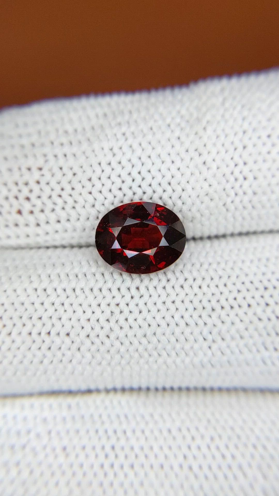 2.71 Ct. Red Garnet from Ceylon (Sri Lanka) Size Video